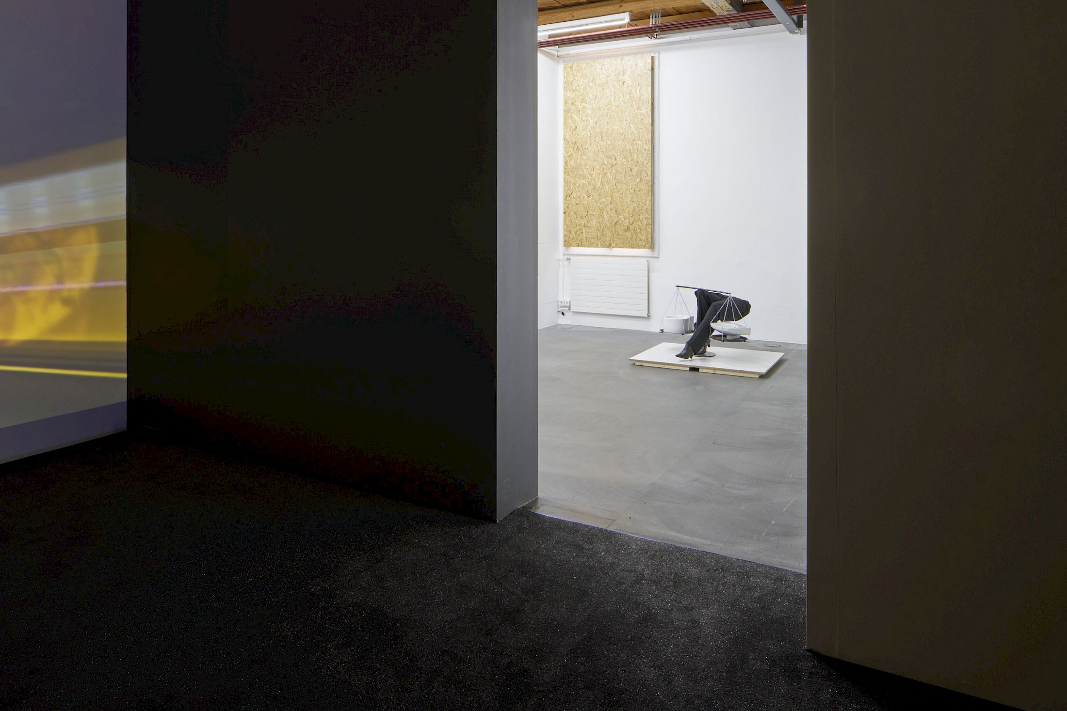 Exhibition View Group Show «Art & Alienation», at Kunsthalle Friart Fribourg, Fribourg, 2025 / Photo: Guillaume Python / Courtesy: the artists and Kunsthalle Friart Fribourg