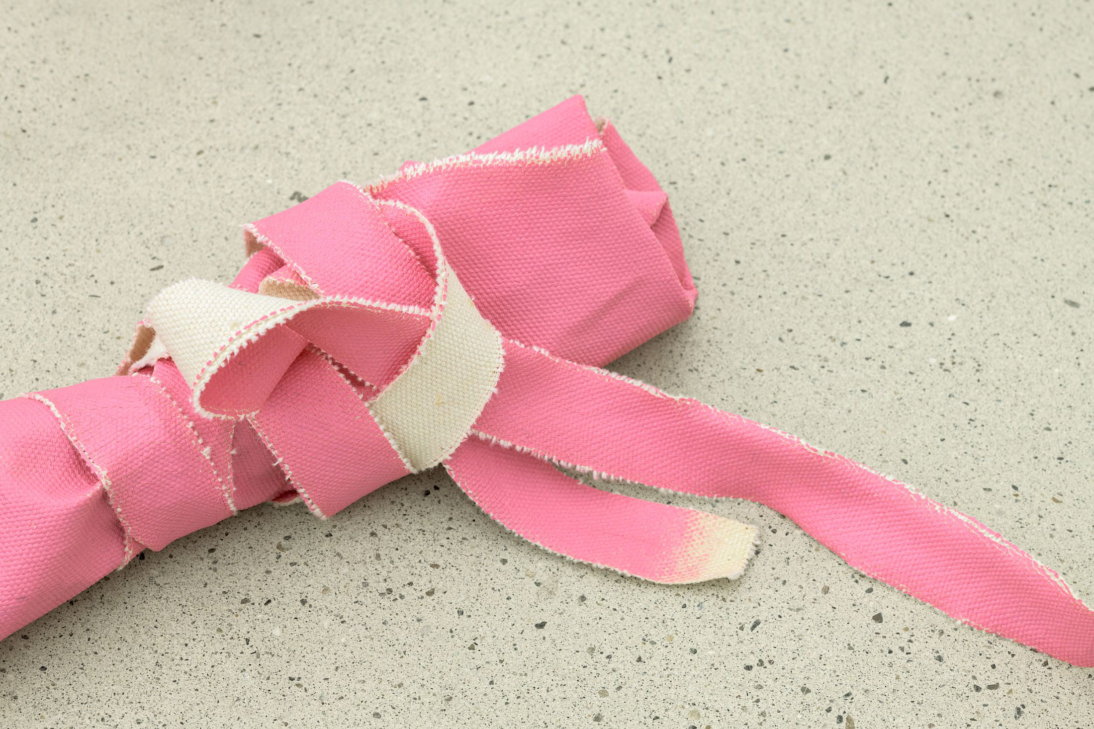 Exhibition View Solo Show Azize Ferizi «Fit In For Me ; view on Virgin (detail), 2025, oil on canvas, 110 x 110 x 20cm» at Windhager Von Kaenel, Zug, 2025 / Photo: Julian Blum / Courtesy: the artist and Windhager von Kaenel