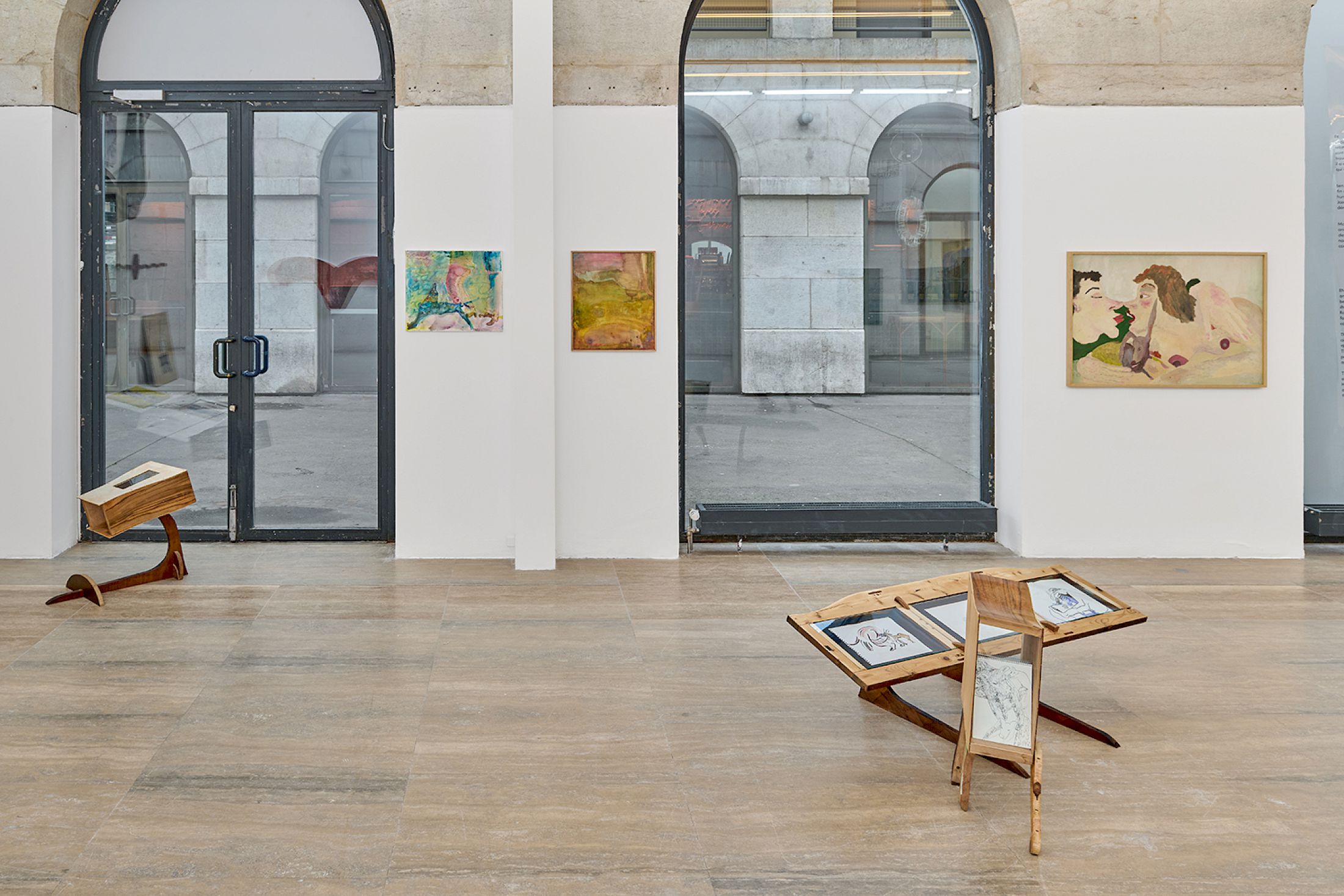 Exhibition View Duo Show Cathy Josefowitz and Jessy Razafimandimby «Valse Velue» at Halle Nord, Geneva, 2026 / Photo: Thomas Maisonnasse / Courtesy: the artists and Halle Nord