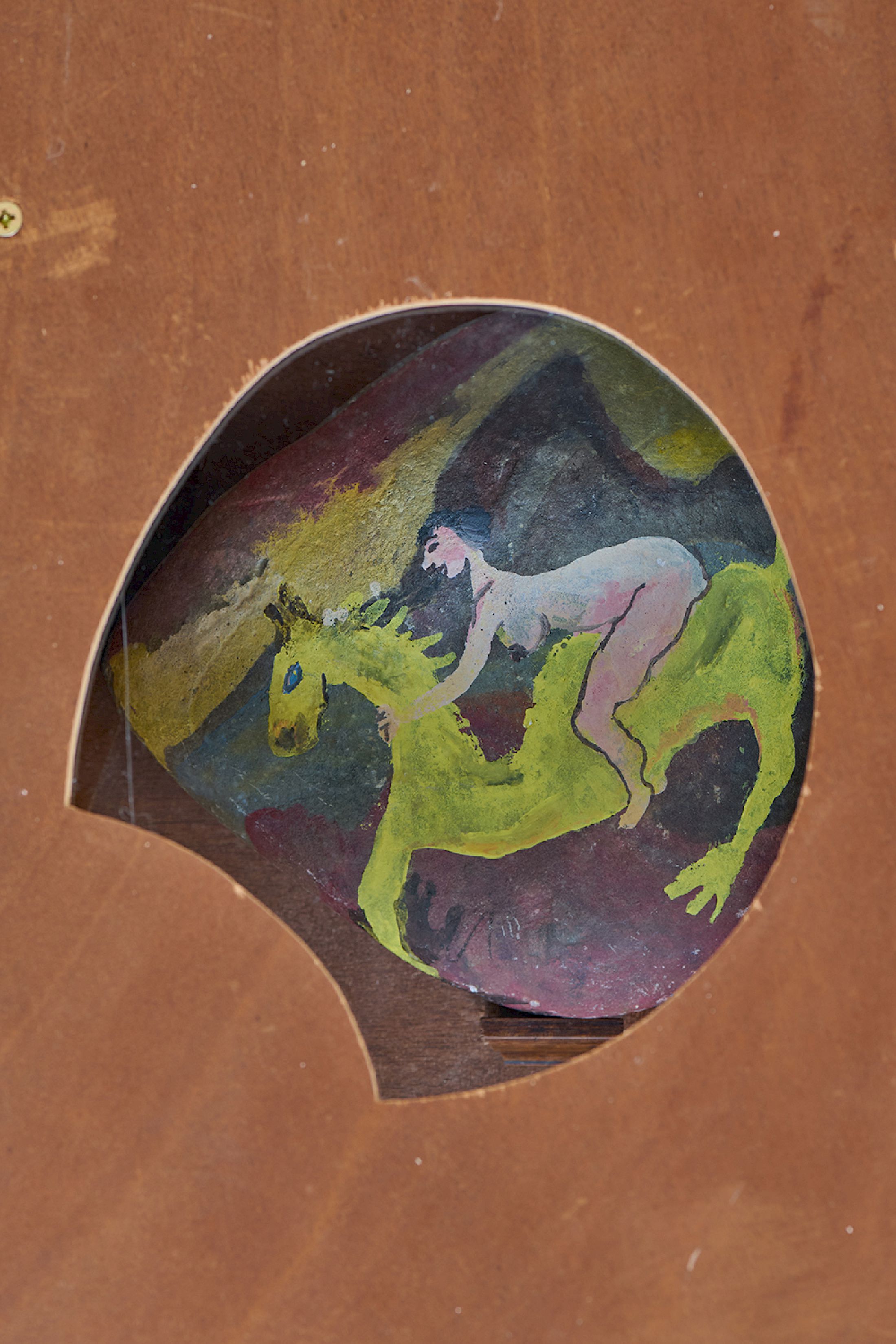 Exhibition View Duo Show Cathy Josefowitz and Jessy Razafimandimby «Valse Velue ; view on J. Razafimandimby, Bird Song, 2025, Wood, glass, plexiglas, Variable dimensions, C. Josefowitz, untitled (detail), c. 1976, Oil on paper, 17 x 19 x 9 cm» at Halle Nord, Geneva, 2026 / Photo: Thomas Maisonnasse / Courtesy: the artists and Halle Nord