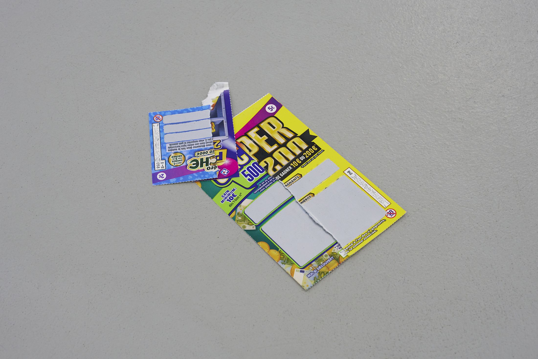 Exhibition View Solo Show Costanza Candeloro «Different kinds of wants ; view on Re-Assembled Fortune (détail), CEC, 2025» at Centre d’Édition Contemporaine, Geneva, 2025 / Photo: Guillaume Python / Courtesy: the artist and Centre d’Édition Contemporaine