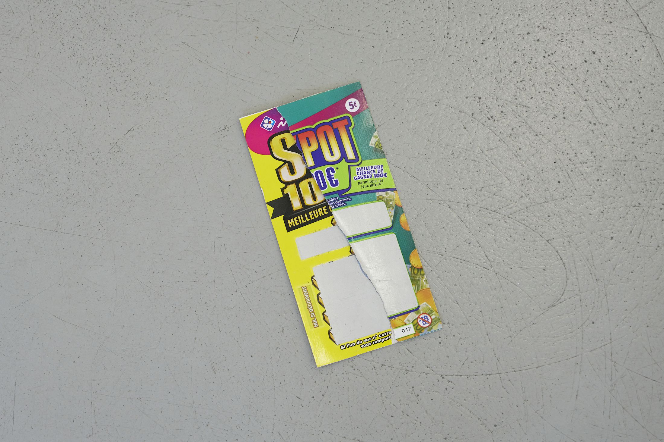 Exhibition View Solo Show Costanza Candeloro «Different kinds of wants ; view on Re-Assembled Fortune (détail), CEC, 2025» at Centre d’Édition Contemporaine, Geneva, 2025 / Photo: Guillaume Python / Courtesy: the artist and Centre d’Édition Contemporaine