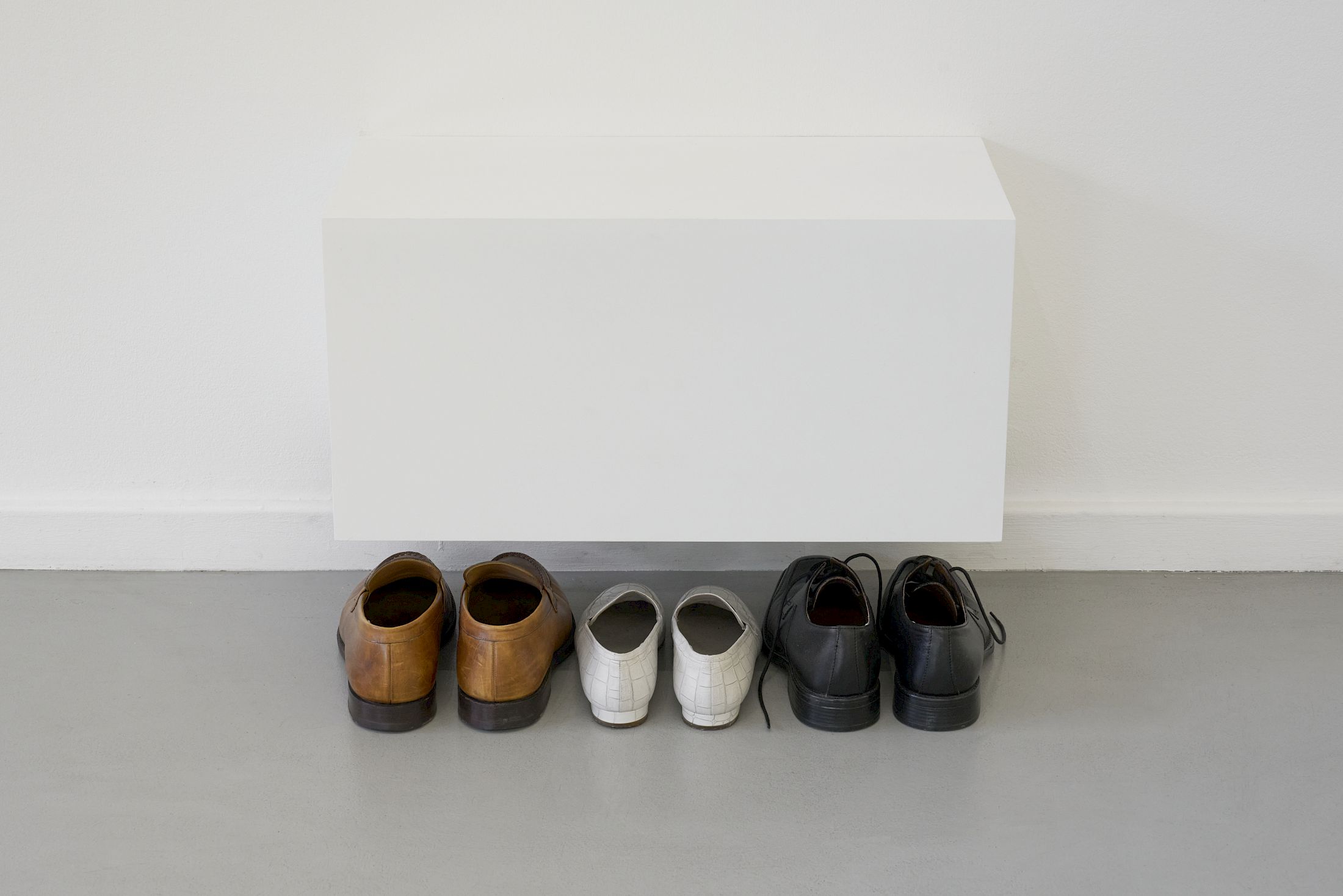 Exhibition View Solo Show Costanza Candeloro «Different kinds of wants ; view on Reduction, CEC, 2025» at Centre d’Édition Contemporaine, Geneva, 2025 / Photo: Guillaume Python / Courtesy: the artist and Centre d’Édition Contemporaine