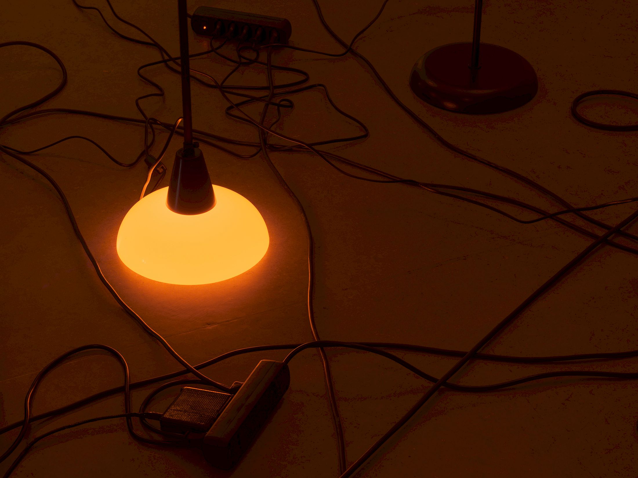 Exhibition View Solo Show Daria Blum «HOME SCREEN ; view on HOME SCREEN, detail, 2026, Programmed video, sound and light script, 20 IKEA TÅGARP lamps, 3 BOTEX DMX-Switchpacks, disco ball, loop, Dimensions variable» at marytwo, Luzern, 2026 / Photo: Julian Blum / Courtesy: the artist and marytwo