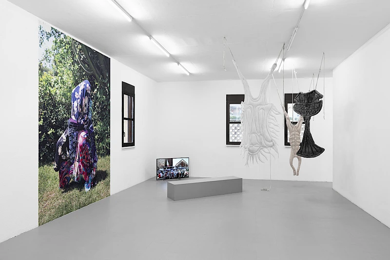 Exhibition View Group Show «Embodied Surfaces» at La Rada, Locarno, 2025 / Photo: Riccardo Giancolo / Courtesy: the artists and La Rada