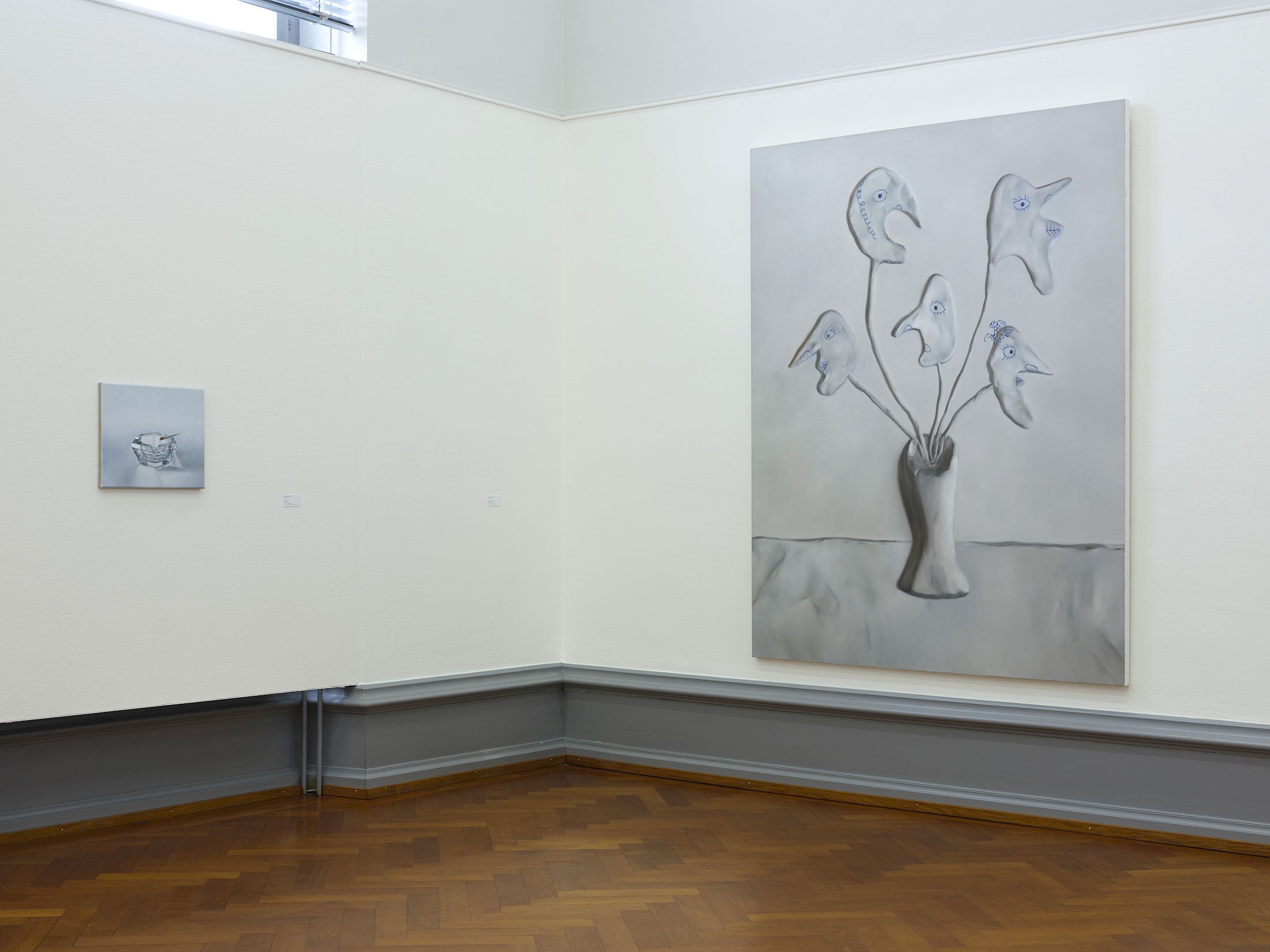 Exhibition View Solo Show Francisco Sierra «Alfombra ; view on O Sole Tuo (detail), 2025, Canvas in custom made plexiglas display on printed carpet, each approx. 170 × 300 × 200 cm» at Kunstmuseum Solothurn, 2025-2026 / Photo: Sebastian Verdon / Courtesy: the artist and von Bartha