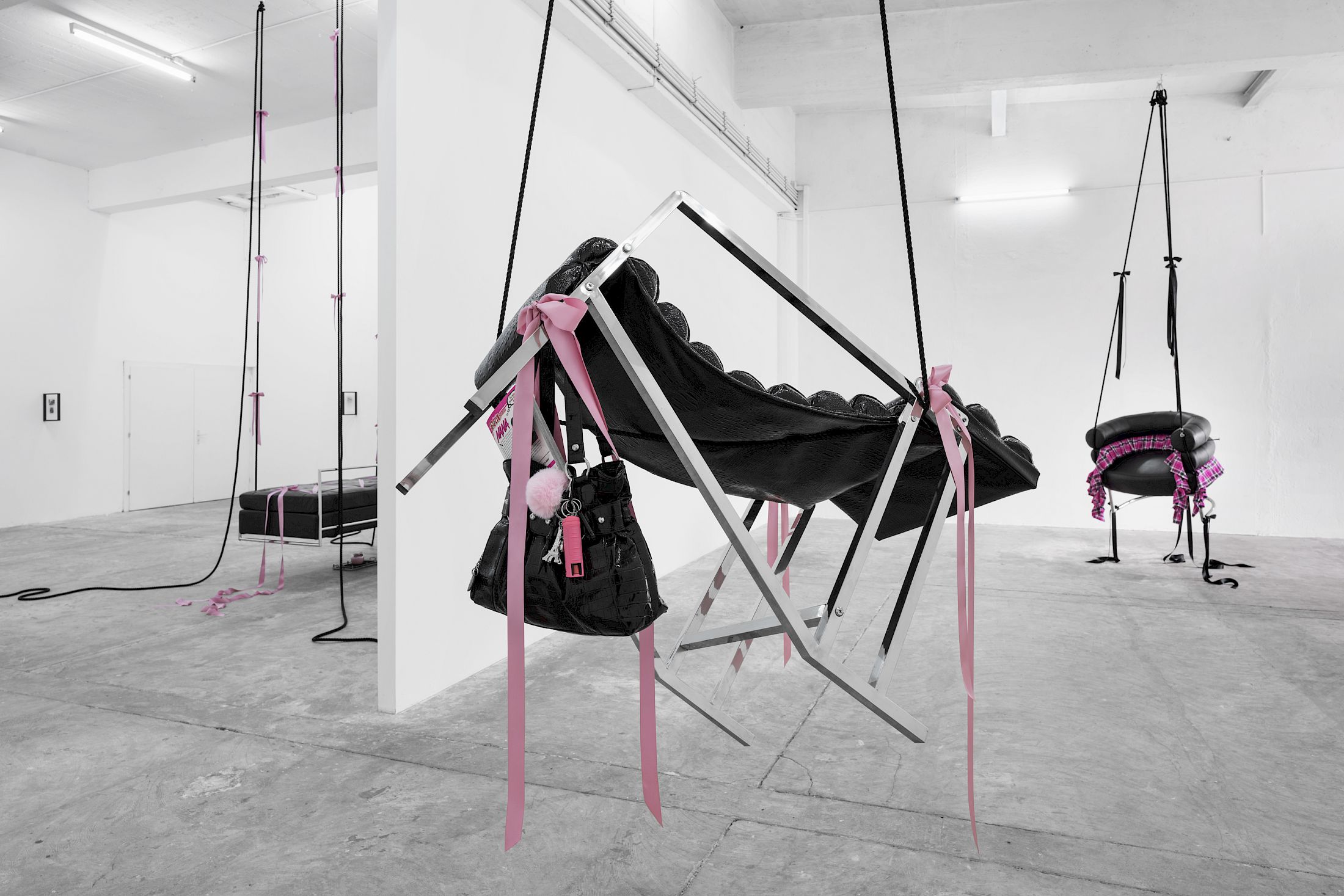 Exhibition View Solo Show Lauryn Youden «I wanna hold the hand inside you» at CIRCUIT, Lausanne, 2025 / Photo: Aude Mayer / Courtesy: the artist and CIRCUIT