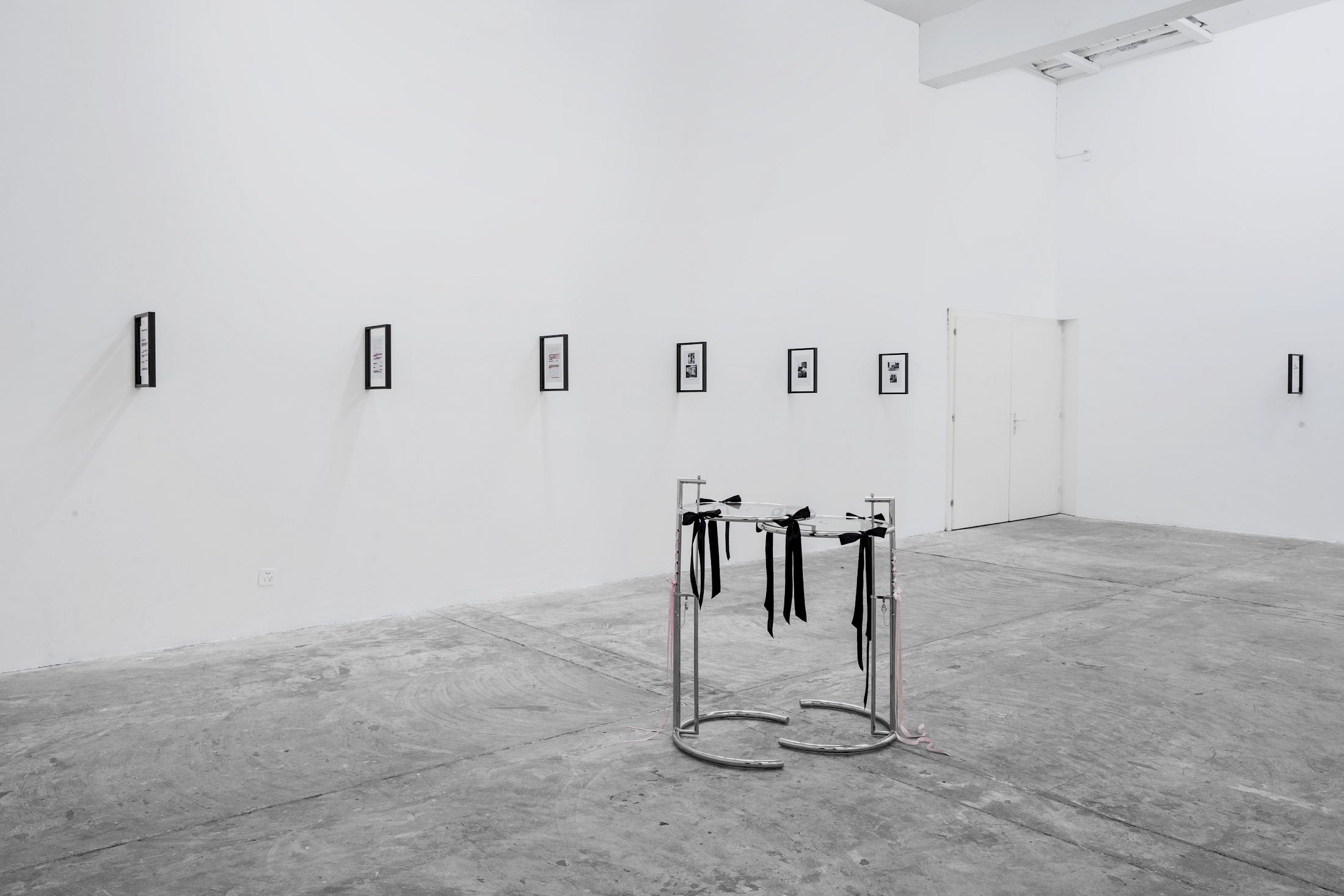 Exhibition View Solo Show Lauryn Youden «I wanna hold the hand inside you» at CIRCUIT, Lausanne, 2025 / Photo: Aude Mayer / Courtesy: the artist and CIRCUIT