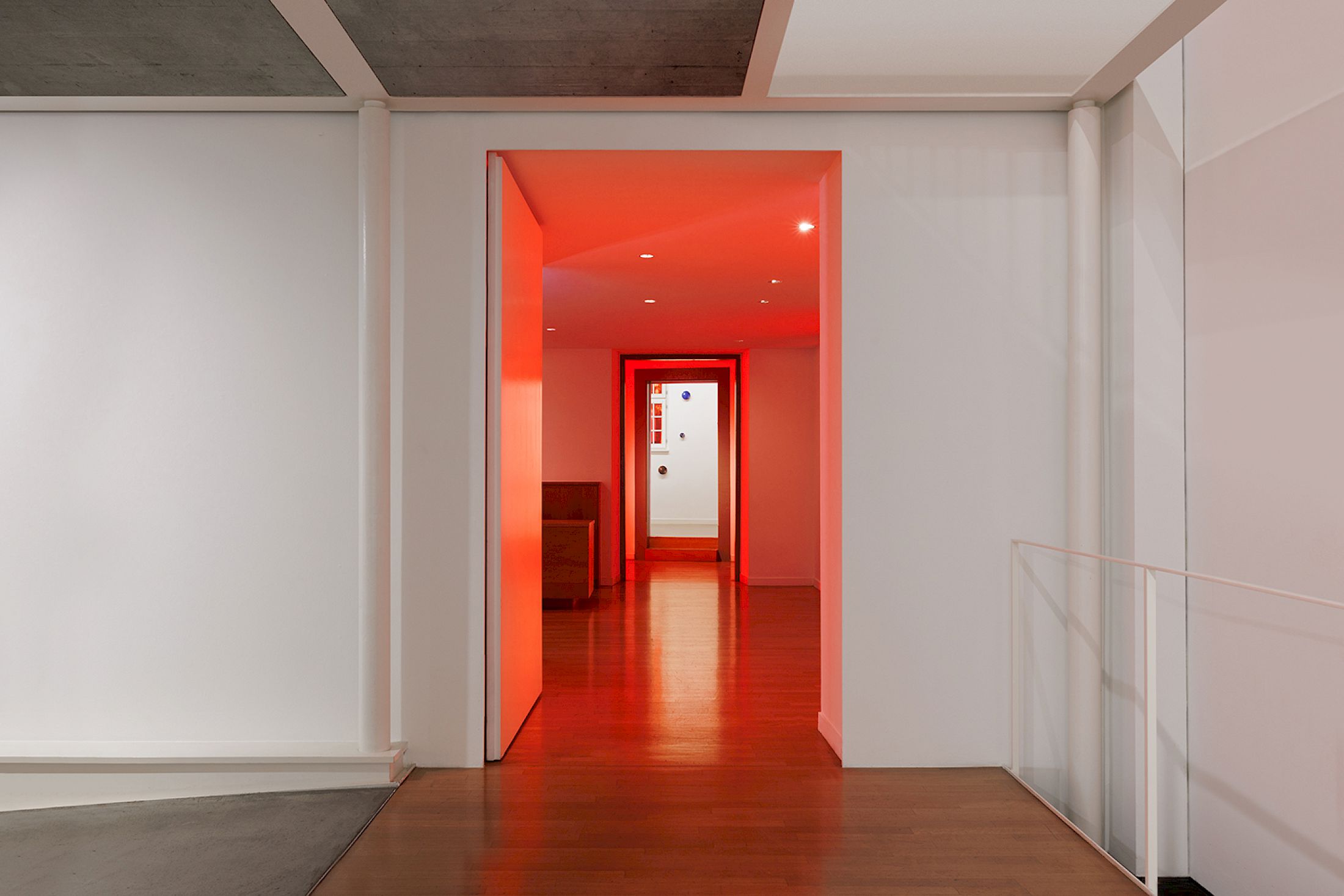 Exhibition View Solo Show Marius Steiger «Hermitage» at Kunst Raum Riehen, Basel, 2025 / Photo: Gina Folly / Courtesy: the artist and Blue Velvet, Zurich/Madrid