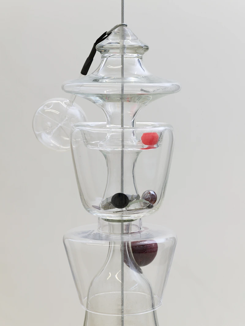 Exhibition View Solo Show Mathis Pfäffli «Meteora ; view on Collector XI (detail), 2025, found and collected glass, found metal objects, metal wires, screws, hooks, gathered findings 103 × 35 cm» at Damien and the Love Guru, Zurich, 2025-2026 / Photo: Felix Jungo / Courtesy: the artist and Damien and the Love Guru