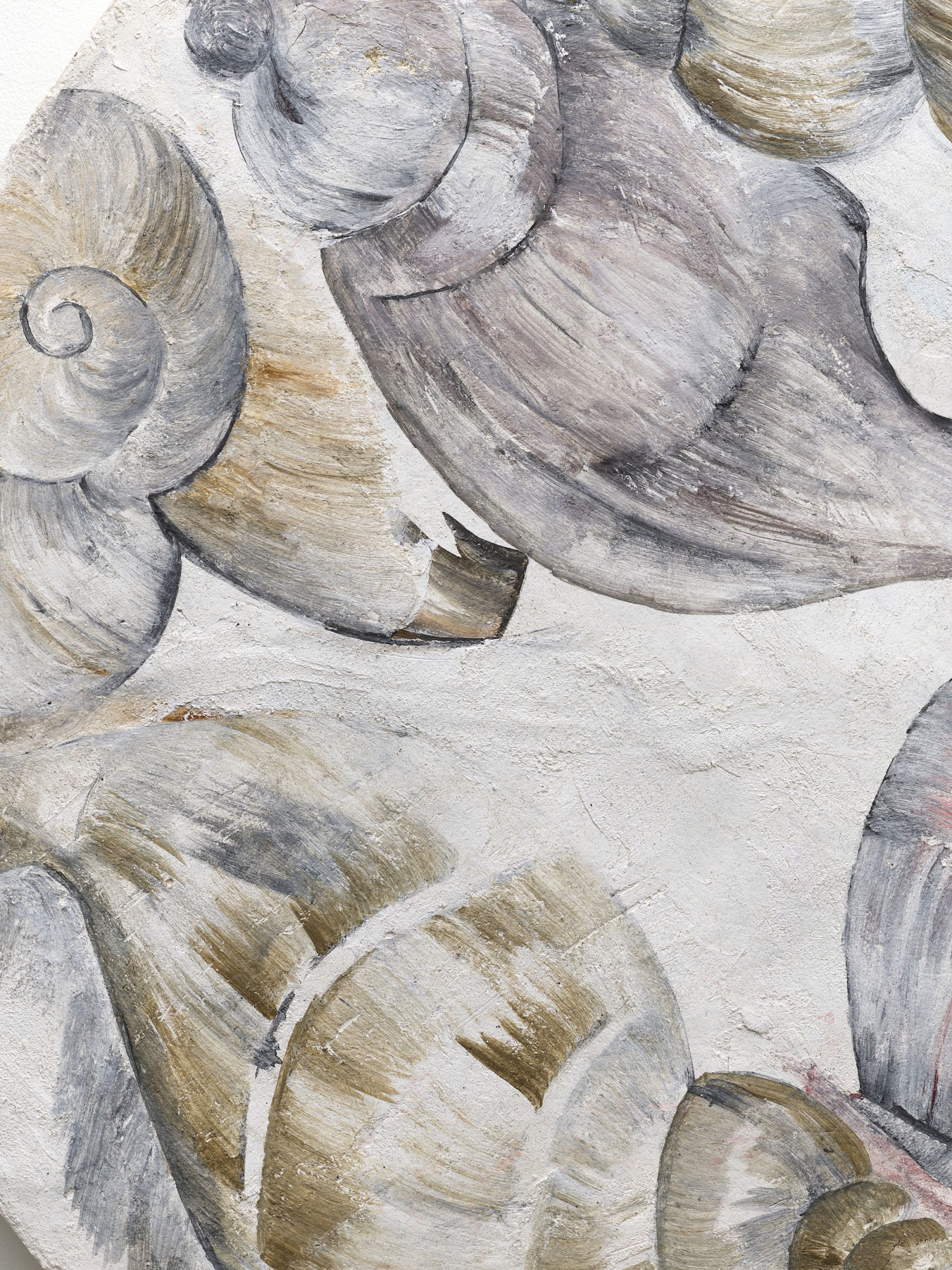 Exhibition View Solo Show Melanie Kitti «Reverse Cry ; view on Reverse Cry 5 (Detail), 2025, fresco: plaster, slaked lime putty paste, washed river sand, pigment, 47 × 45 × 4 cm» at Damien and the Love Guru, Zürich, 2025 / Photo: Felix Jungo / Courtesy: the artist and Damien and the Love Guru