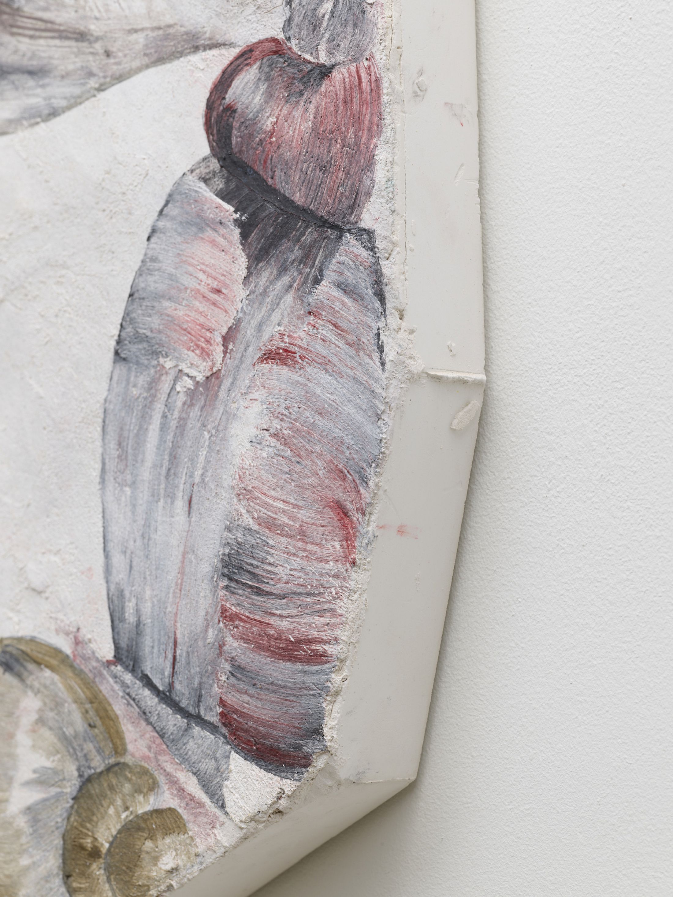 Exhibition View Solo Show Melanie Kitti «Reverse Cry ; view on Reverse Cry 5 (Detail), 2025, fresco: plaster, slaked lime putty paste, washed river sand, pigment, 47 × 45 × 4 cm» at Damien and the Love Guru, Zürich, 2025 / Photo: Felix Jungo / Courtesy: the artist and Damien and the Love Guru