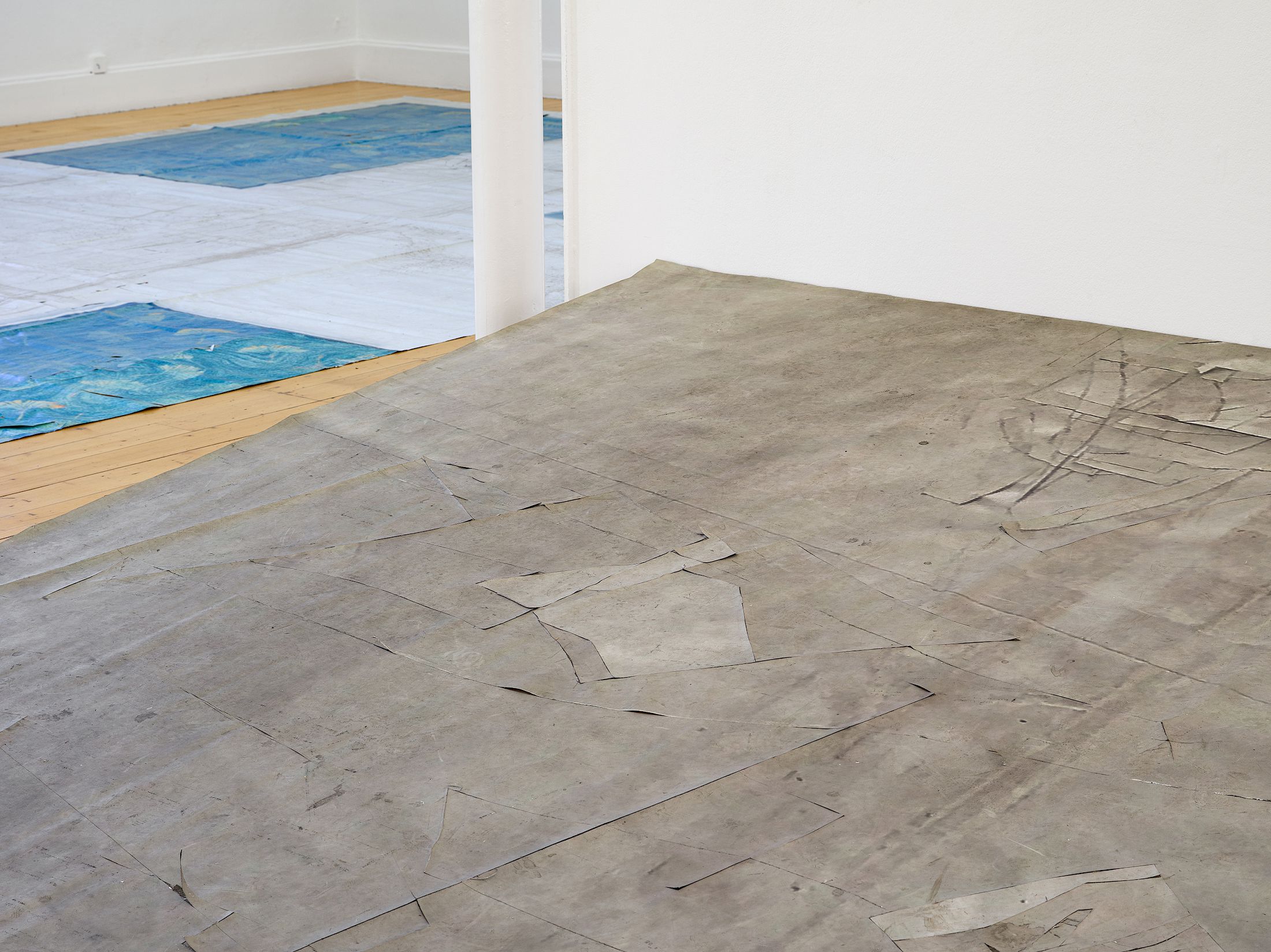 Exhibition View Solo Show Olga Balema «The bizarre space of complex numbers» at Kunsthalle Friart Fribourg, 2025-2026 / Photo: Cedric Mussano / Courtesy: the artist and Kunsthalle Friart Fribourg