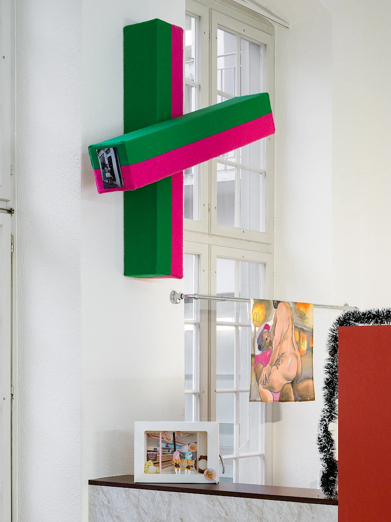 Exhibition View Group Show «Passage du Commerce ; view on Adrien Genty, Mère, 2020 ; Thilda Bourqui, Sweets, 2025 ; Arthur Gillet, Minimum wage, 2024» at Kunsthalle Winterthur, Winterthur, 2025-2026 / Photo: Cedric Mussano / Courtesy: the artist and  Kunsthalle Winterthur