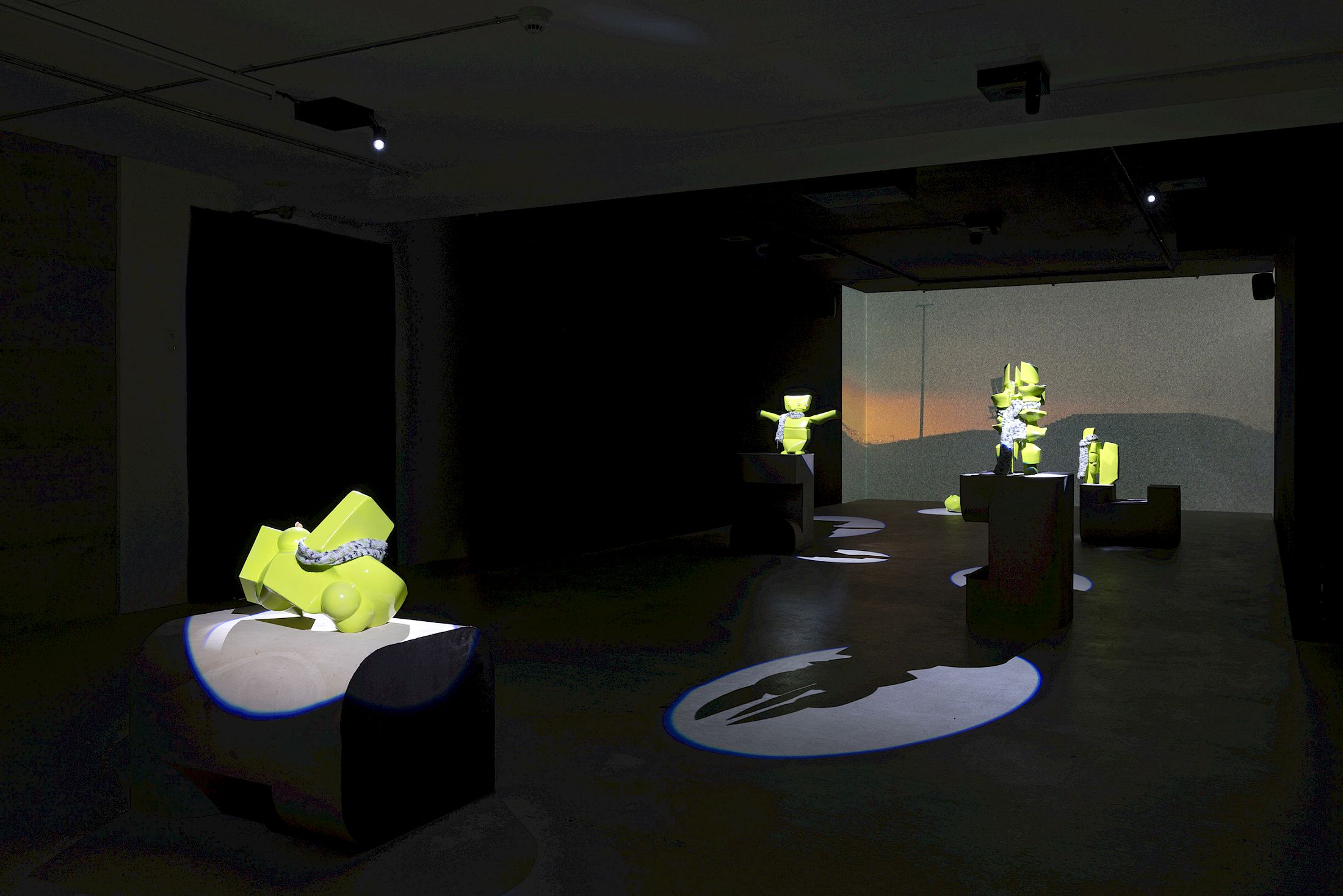 Exhibition View Duo Show Paul Fritz and Virginie Sistek «Priscilla Predator: geboren, leben, sterben» at For, Basel, 2026 / Photo: Gina Folly / Courtesy: the artists and For, Basel