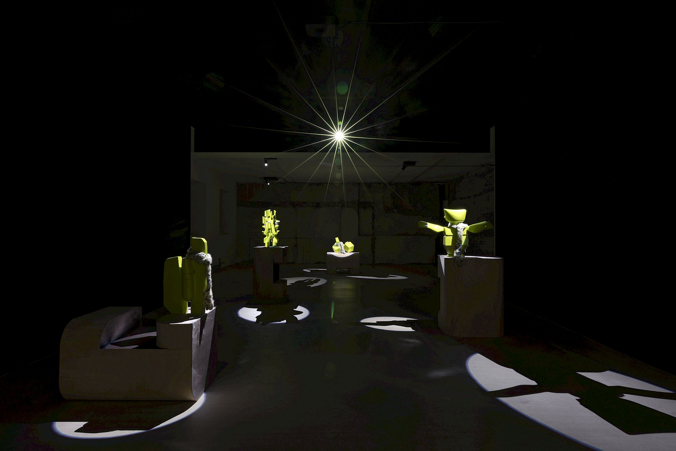 Exhibition View Duo Show Paul Fritz and Virginie Sistek «Priscilla Predator: geboren, leben, sterben» at For, Basel, 2026 / Photo: Gina Folly / Courtesy: the artists and For, Basel