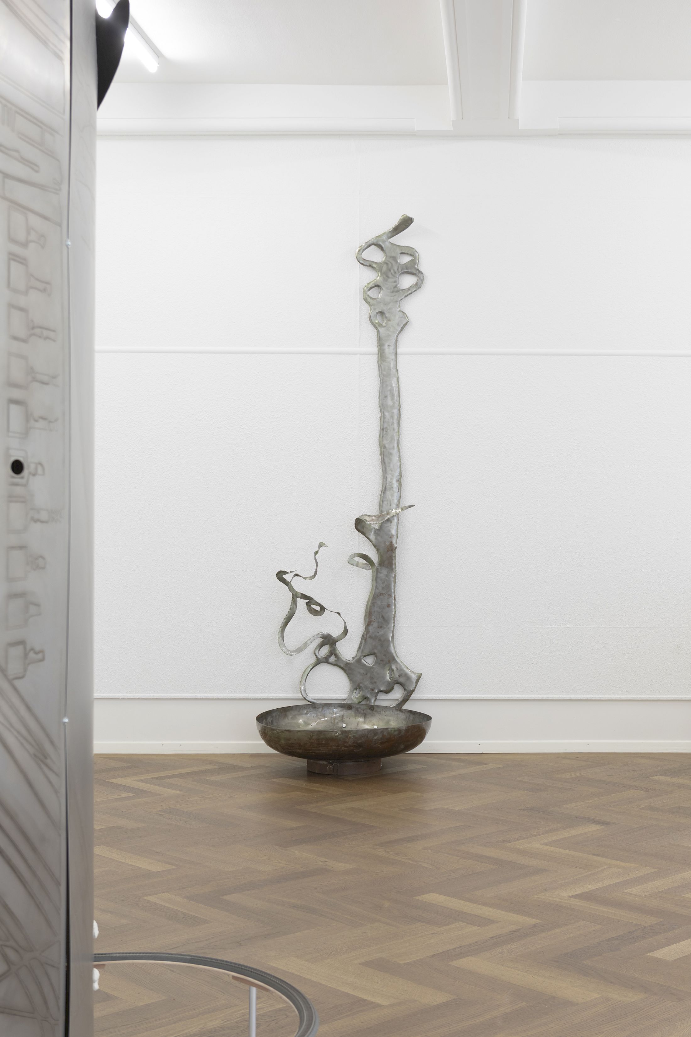 Exhibition View Solo Show Rebecca Solari «POGO NEL BRODO» at Krone Couronne, Biel/Bienne, 2025 / Photo: Michal Schorro / Courtesy: the artist and Krone Couronne