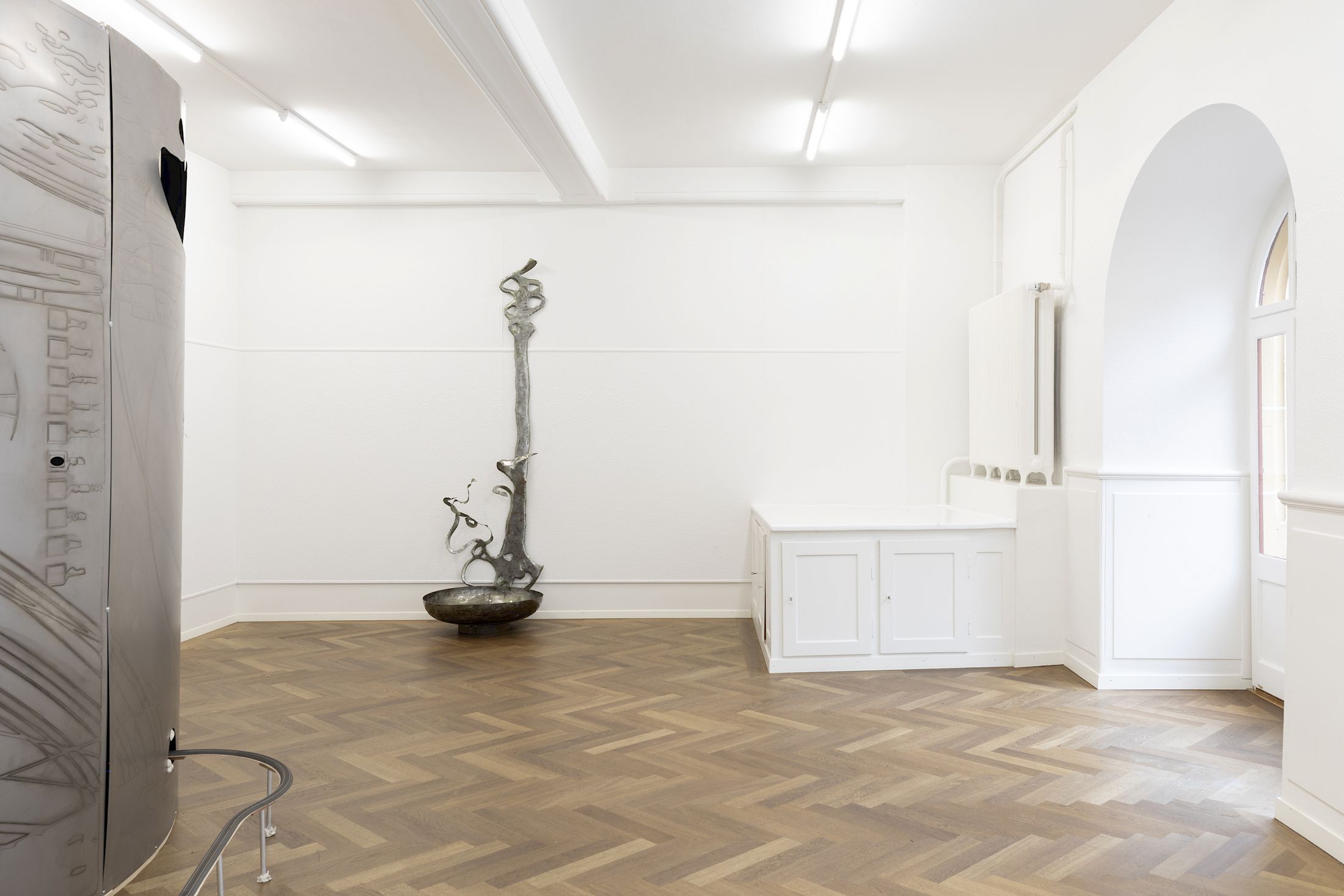 Exhibition View Solo Show Rebecca Solari «POGO NEL BRODO» at Krone Couronne, Biel/Bienne, 2025 / Photo: Michal Schorro / Courtesy: the artist and Krone Couronne