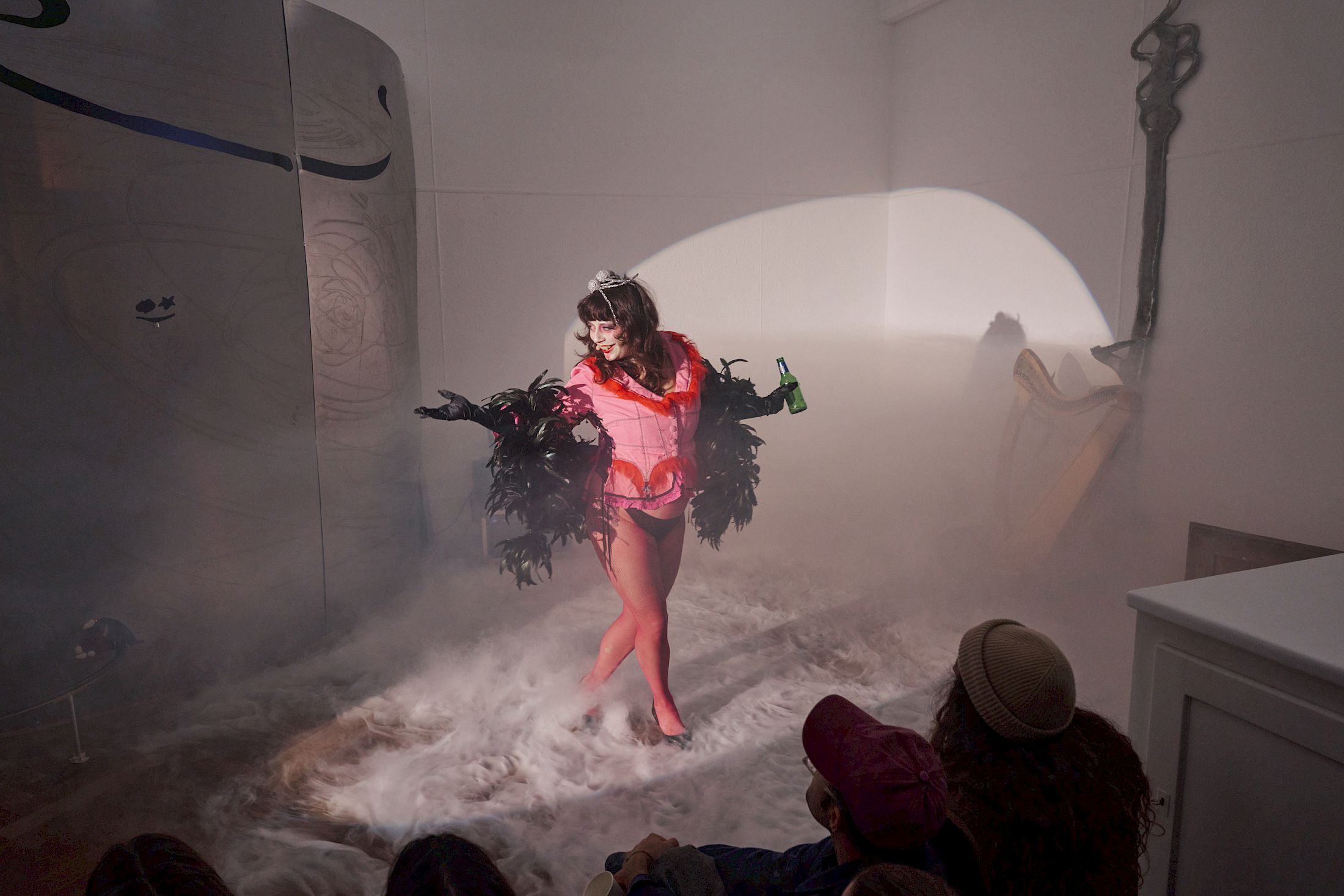 Exhibition View Solo Show Rebecca Solari «POGO NEL BRODO ; view on Rebecca Solari, Performance featuring Marlène Charpentié and Rozy Tergemina Sapelkine» at Krone Couronne, Biel/Bienne, 2025 / Photo: Séraphine Sallin-Mason / Courtesy: the artist and Krone Couronne