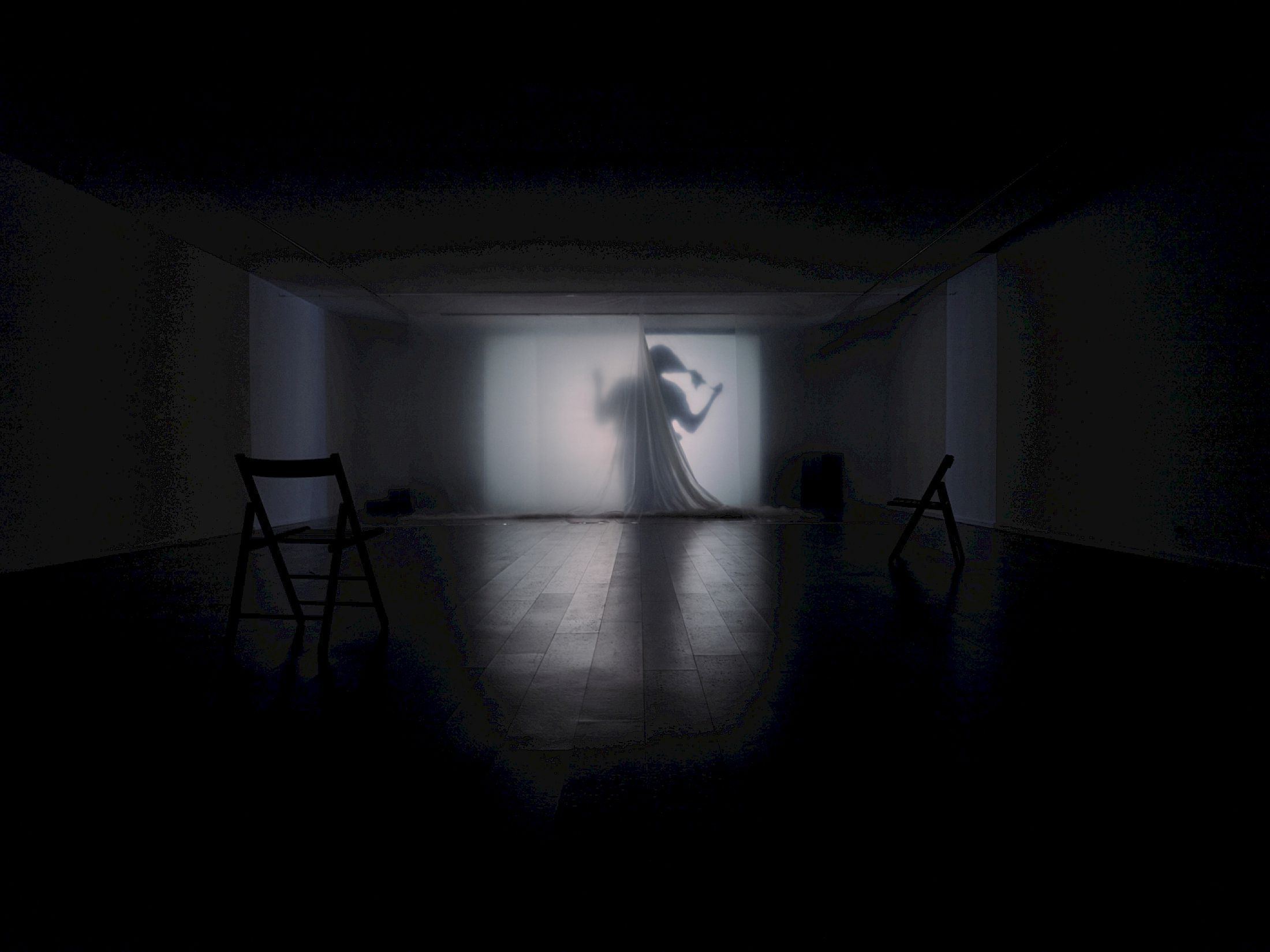 Exhibition View Group Show «Stitches: A Haunted House and Other Ghost Stories ; view on Sandar Tun Tun, Light.wav, 2026, audiovisual installation, 18’ (loop), 4.1 multichannel sound, projection, plastic, scent, with the participation of Elie Autin, Meryam Benbachir, Deborah E. Macauley» at Villa Bernasconi, Lancy, Geneva, 2026 / Photo: Nicolas Delaroche / Courtesy: the artists and Villa Bernasconi