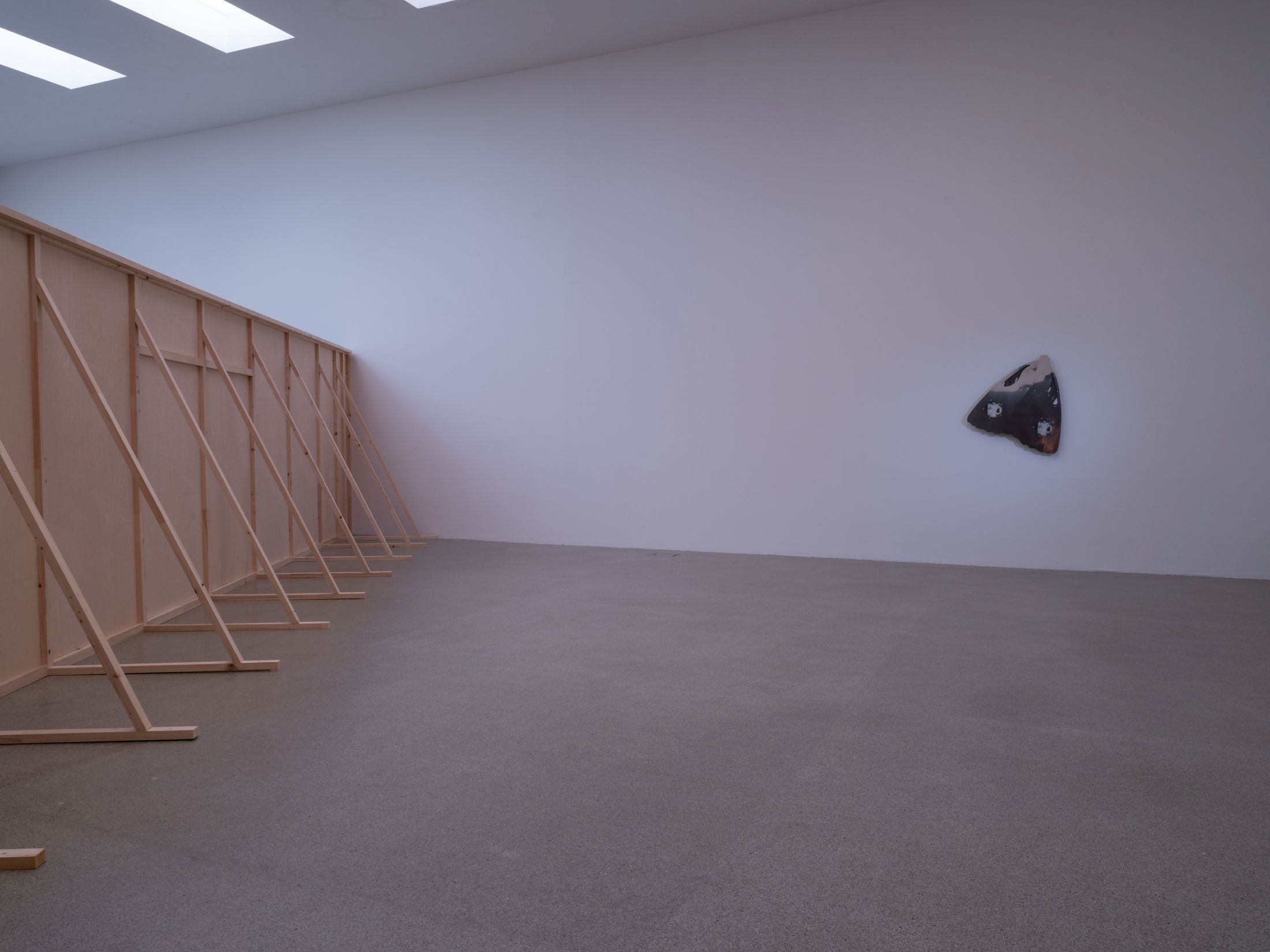 Exhibition View Solo Show Anita Muçolli «Navigating Estrangement» at Kunsthaus Biel / Centre d’Art Bienne, Biel/Bienne, 2026 / Photo: Lea Kunz / Courtesy:  the artist and Kunsthaus Biel / Centre d’Art Bienne