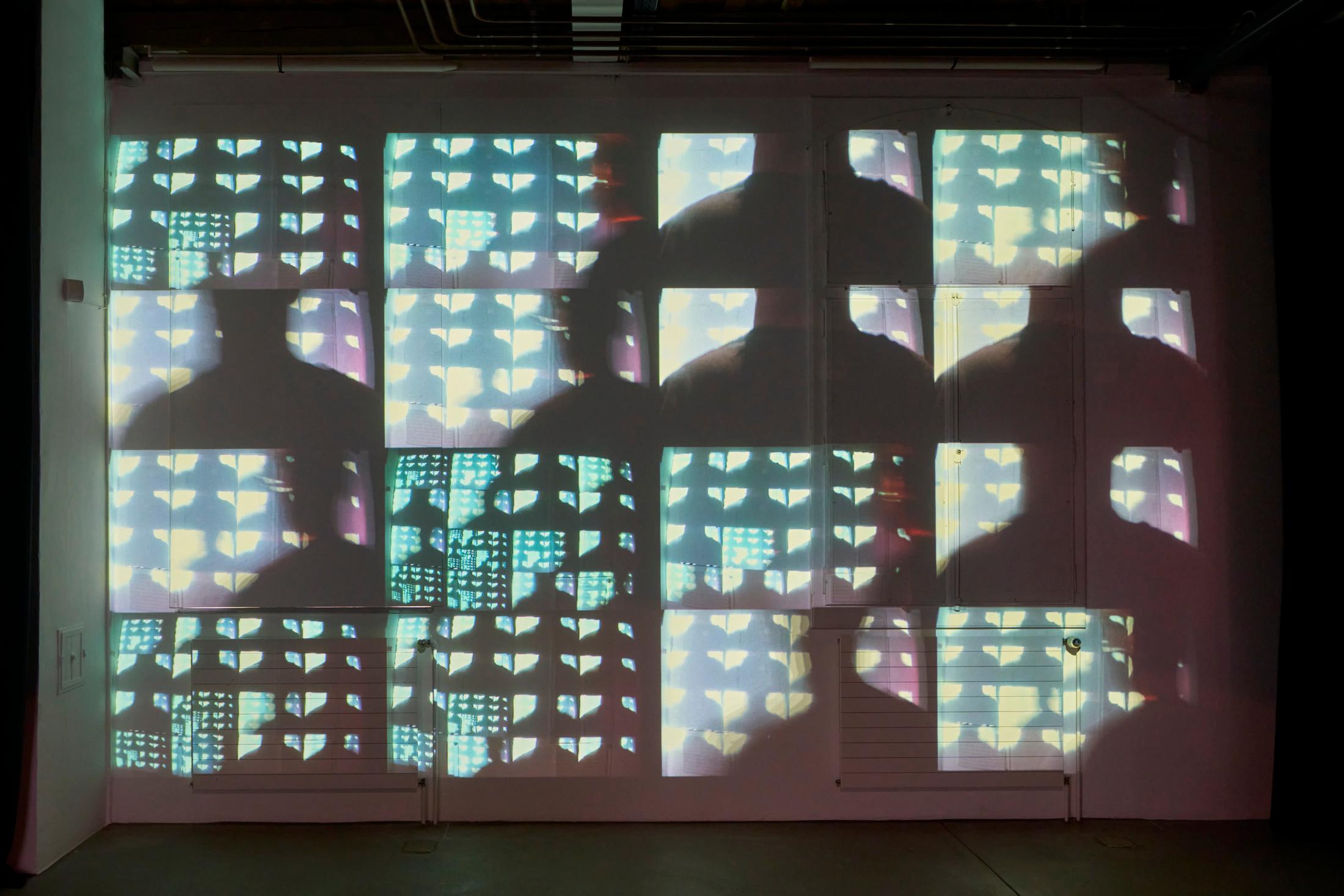 Exhibition View Solo Show [ a n y m a ] Michael Egger «Feedback Follies; view on Multiple (projection), 2004» at Kunsthalle Fri Art Fribourg, 2024-2025 / Photo: Guillaume Python / Courtesy of the artist and Kunsthalle Friart Fribourg