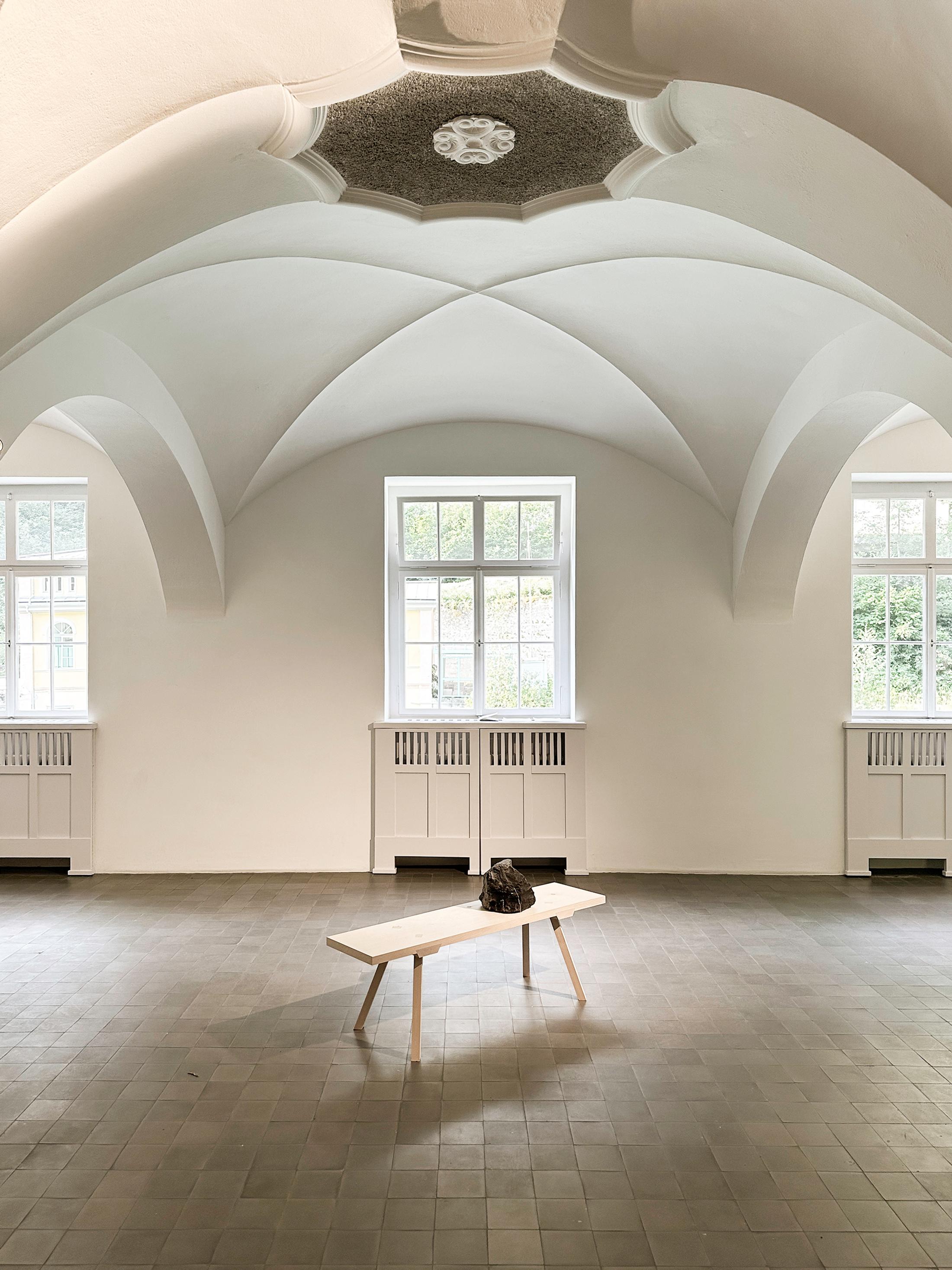 Exhibition View Solo Show Andrea Muheim «Der Mensch nimmt, sammelt und stiehlt, was er will.; view on Andrea Muhein, I T O P I N O N A V E V A N O N I P O T I, 2024» at Fundaziun Nairs, Scuol, 2024 / Photo: Andrea Muheim / Courtesy: The artist and Fundaziun Nairs