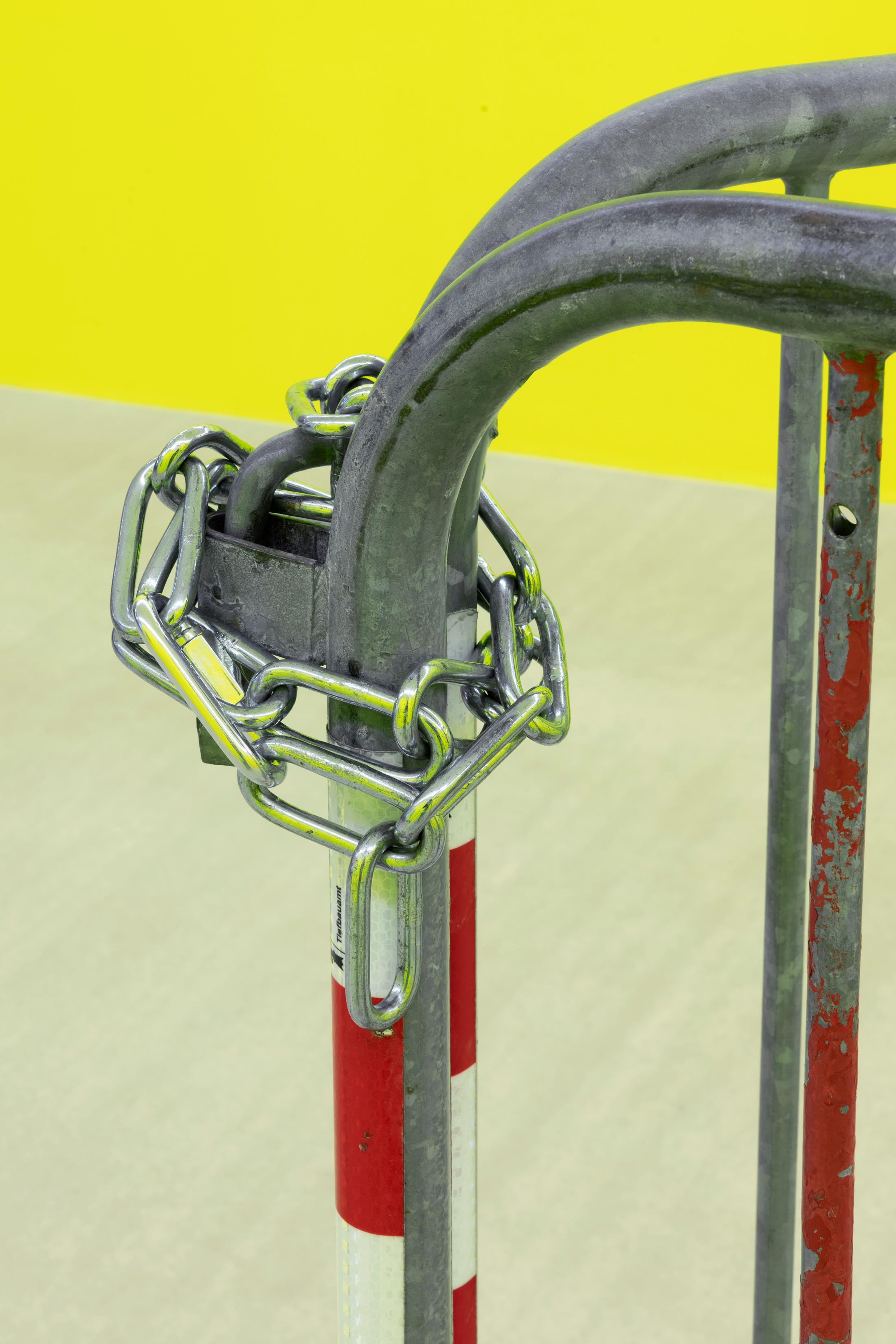 Baker Wardlaw, Solo show, «Crisis Actor», curated by Valerie Keller and Matthias Liechti, at For, Basel, 2024 / Photo: Gina Folly / Courtesy: the artist and For, Basel