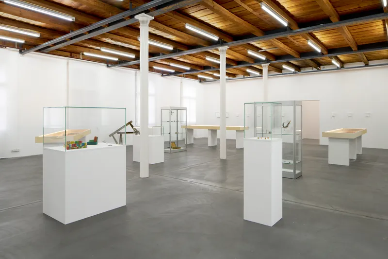 Exhibition View Solo Show Bernhard Schobinger «B.S. Kosmos» at Kunsthalle Friart, Fribourg, 2024 / Photo: Guillaume-Python / Courtesy: the artist and Kunsthalle Friart Fribourg