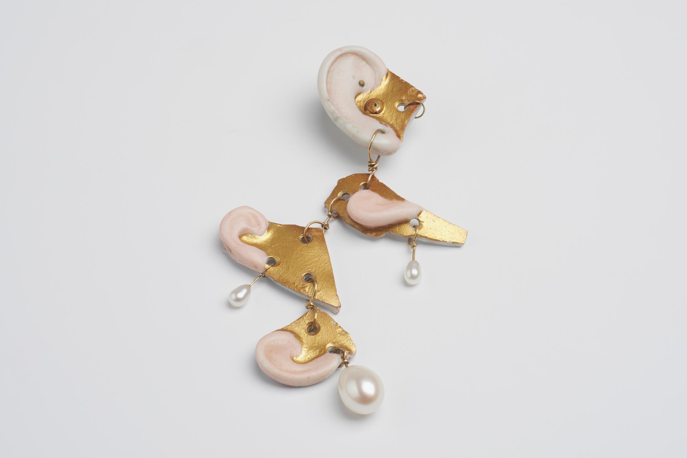 Exhibition View Solo Show Bernhard Schobinger «B.S. Kosmos ; view on Bernhard Schobinger, Ear-hanger, 2024» at Kunsthalle Friart, Fribourg, 2024 / Photo: Guillaume-Python / Courtesy: the artists and Kunsthalle Friart Fribourg