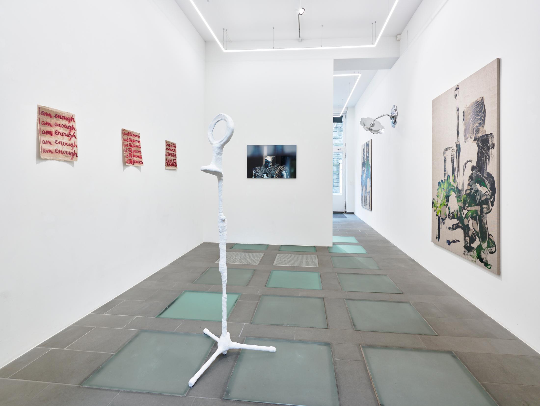 Exhibition View Group Show «Beyond the Looking Glass» at Galerie Lange + Pult, Zurich, 2024 / Photo: Felix Jungo / Courtesy: The artists and Galerie Lange + Pult