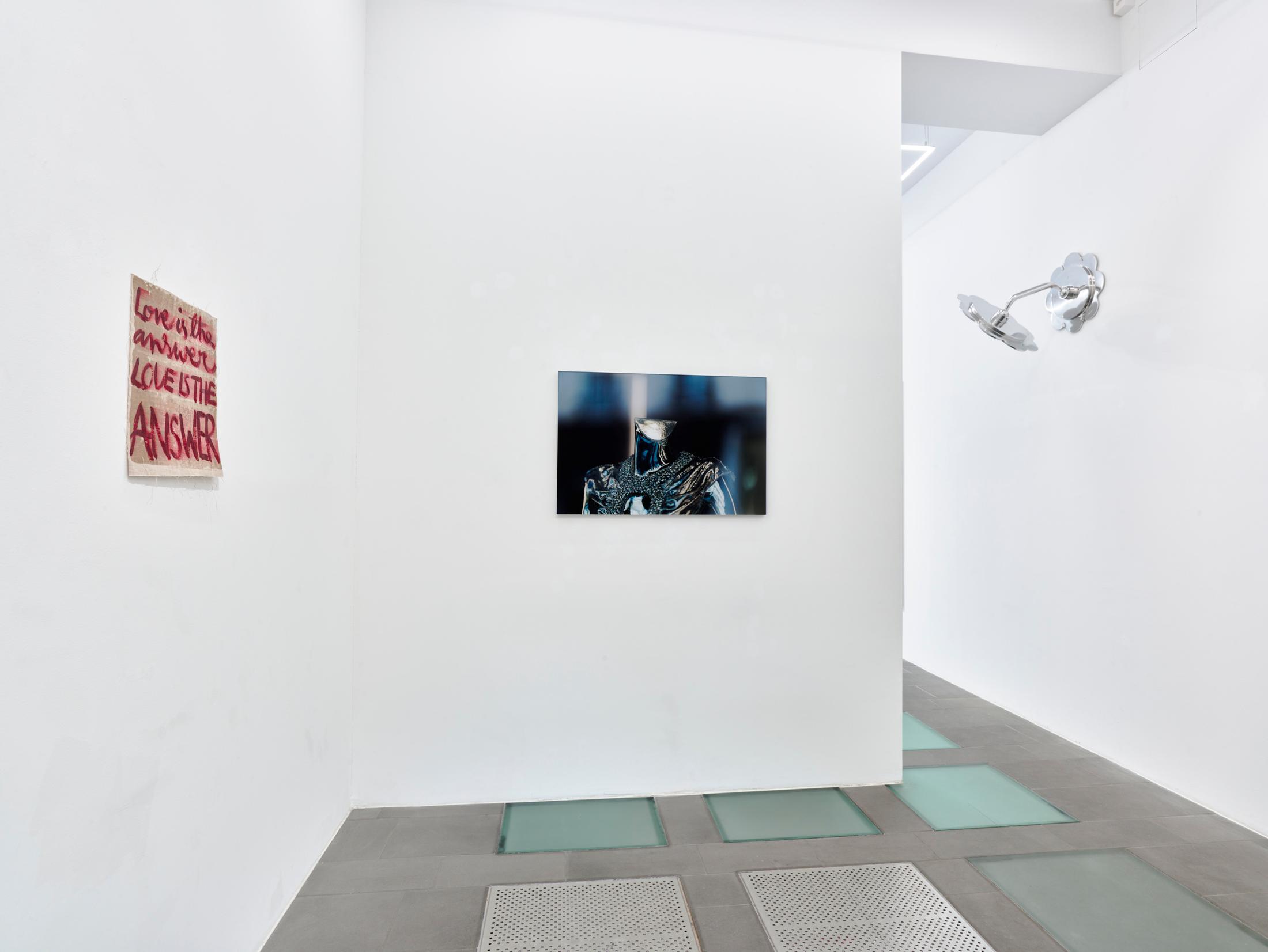 Exhibition View Group Show «Beyond the Looking Glass» at Galerie Lange + Pult, Zurich, 2024 / Photo: Felix Jungo / Courtesy: The artists and Galerie Lange + Pult