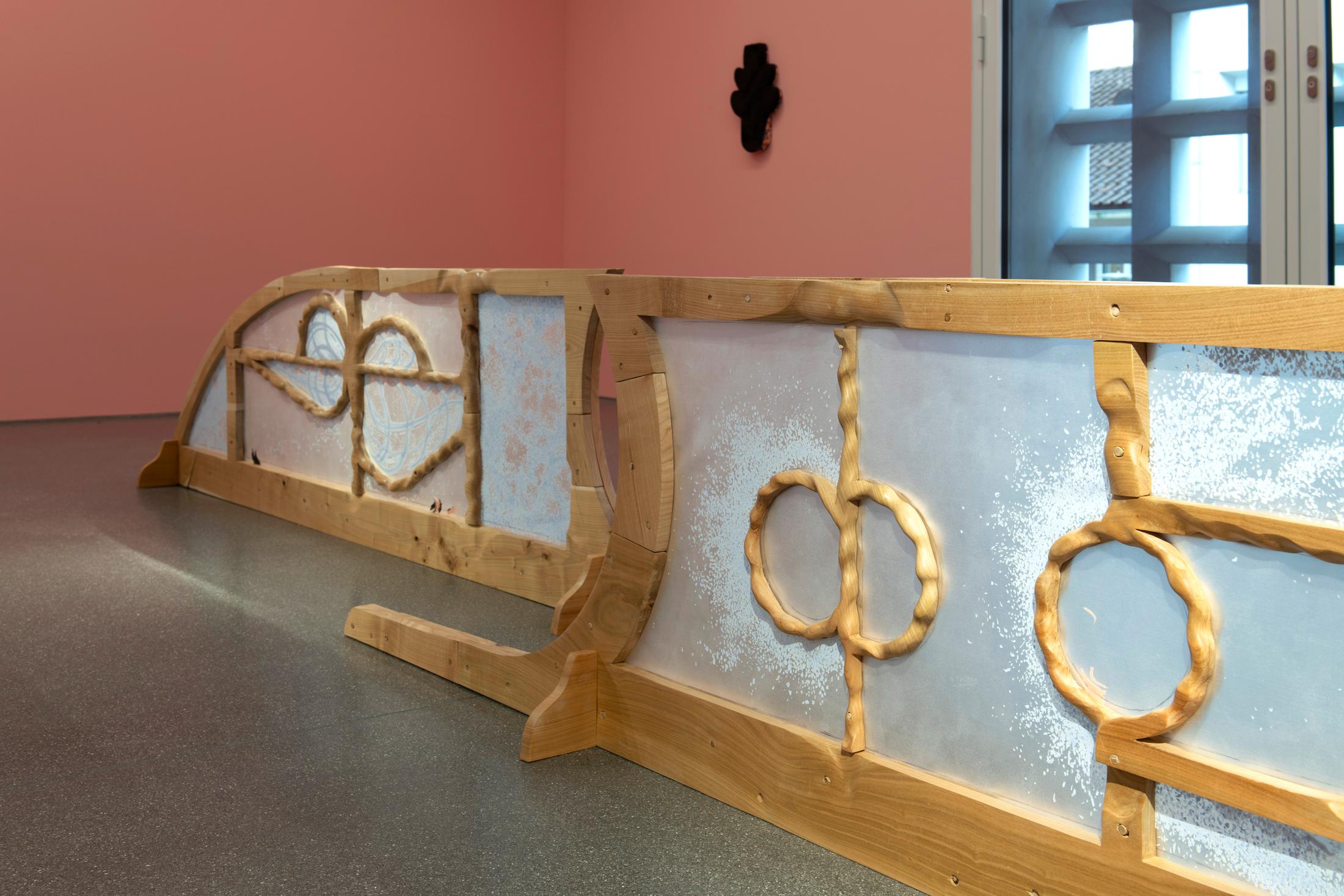 Exibition View Solo Show Bianca Barandun «Ghost Note; view on Ghost Note, cherry wood, oil stick, organza, ceramics, pigments, 16.60 x 9.50 x 3.50 m, 2024» at Bündner Kunstmuseum Chur, Chur, 2025 / Photo: Thomas Strub / Courtesy: the artist and Bündner Kunstmuseum