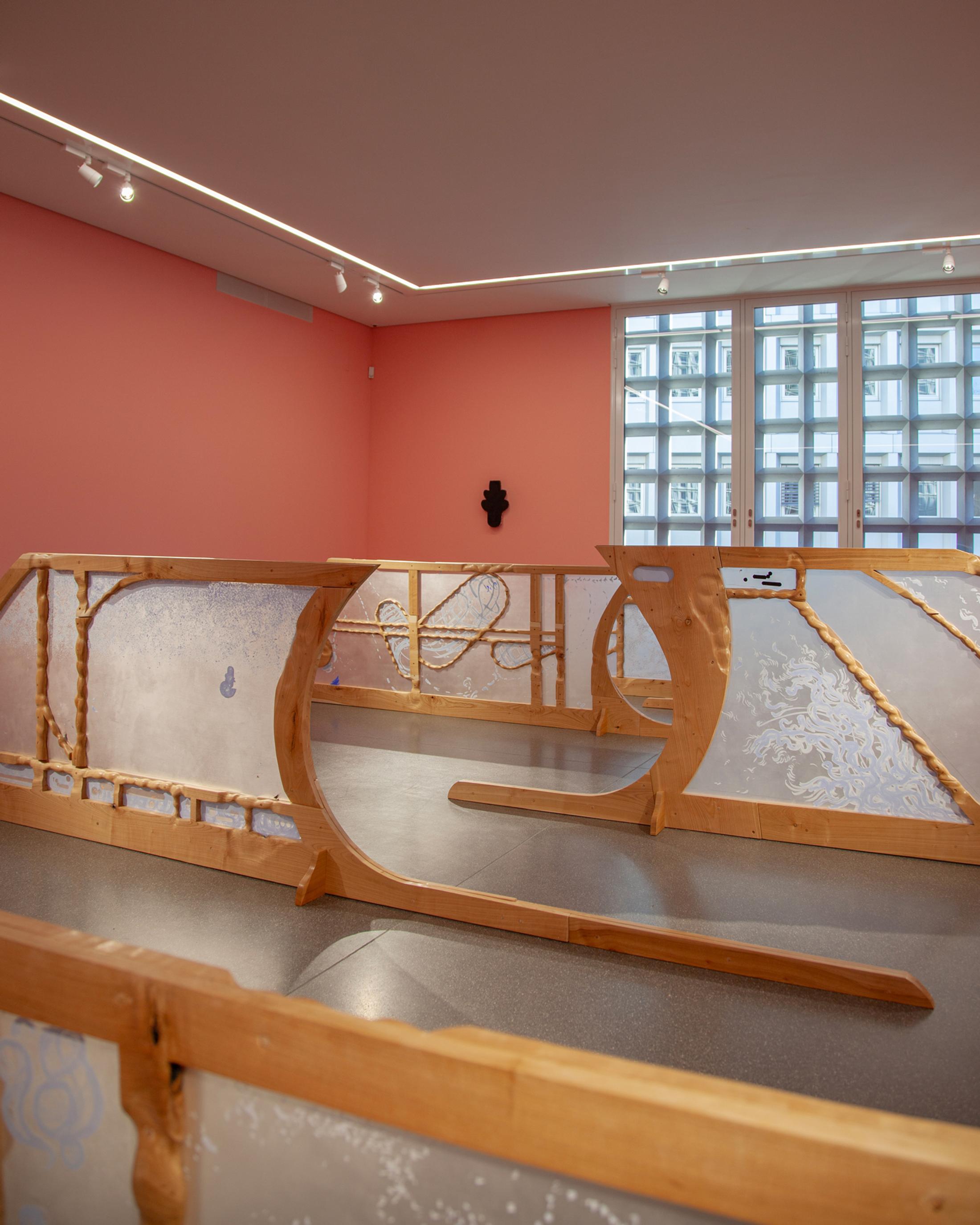 Exibition View Solo Show Bianca Barandun «Ghost Note; view on Ghost Note, cherry wood, oil stick, organza, ceramics, pigments, 16.60 x 9.50 x 3.50 m, 2024» at Bündner Kunstmuseum Chur, Chur, 2025 / Photo: Thomas Strub / Courtesy: the artist and Bündner Kunstmuseum