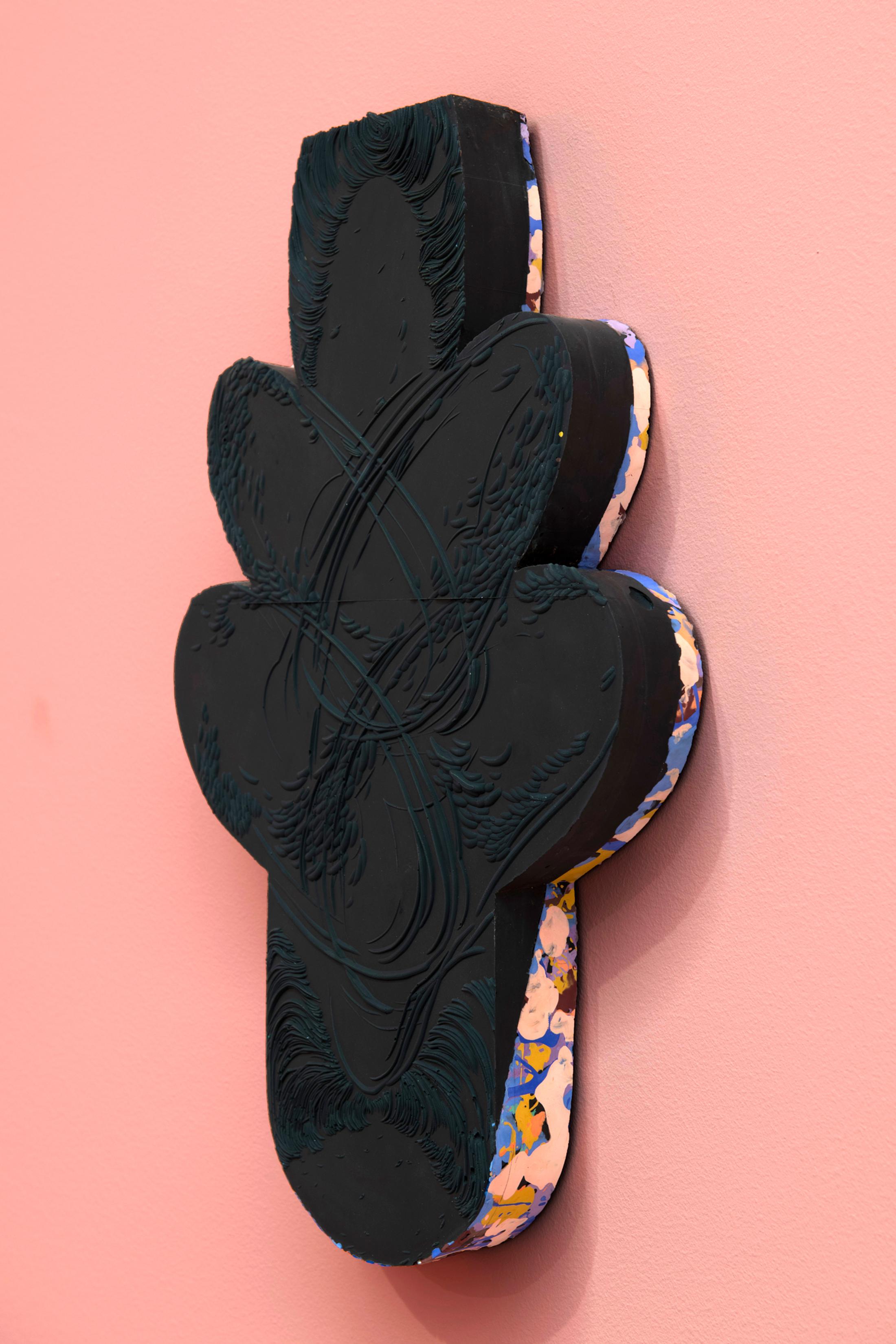 Exibition View Solo Show Bianca Barandun «Ghost Note; view on Ghost Note III, ceramic and pigment 50 x 25.5 x 4.5 cm, 2024» at Bündner Kunstmuseum Chur, Chur, 2025 / Photo: Thomas Strub / Courtesy: the artist and Bündner Kunstmuseum