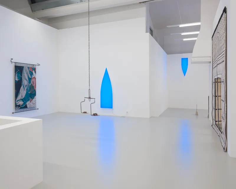 Exhibition View Group Show «Désorde sacré» at CAN, Centre d'art Neuchâtel, Neuchâtel, 2025 / Photo: Sebastian Verdon / Courtesy: the artists