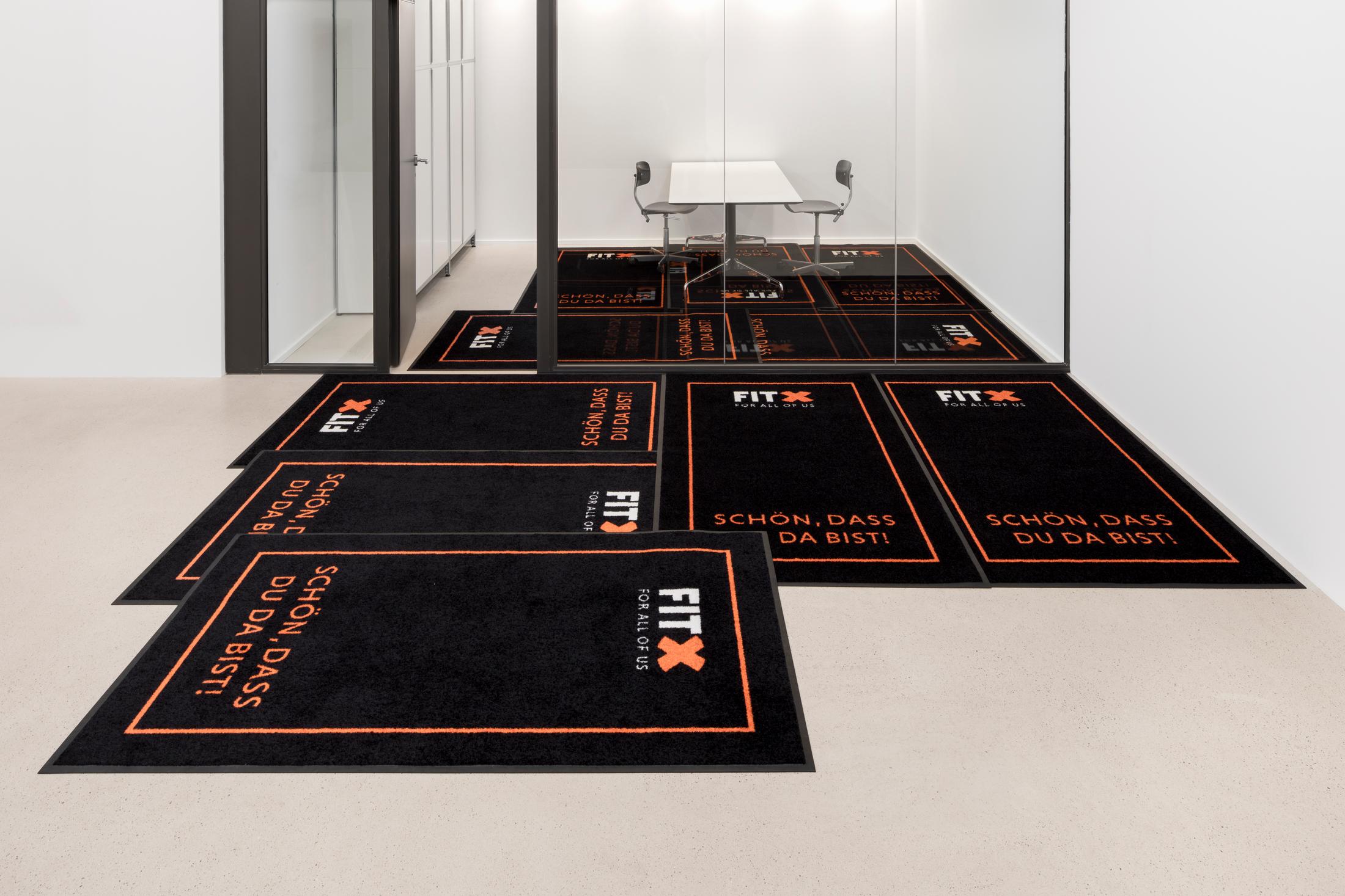 Installation View Joint Exhibition Dorota Gawęda and Eglė Kulbokaitė, David Moser «Shared Location» at Windhager von Kaenel, Zug, 2024 / Photo: Oliver Kümmerli / Courtesy: the artists and Windhager von Kaenel