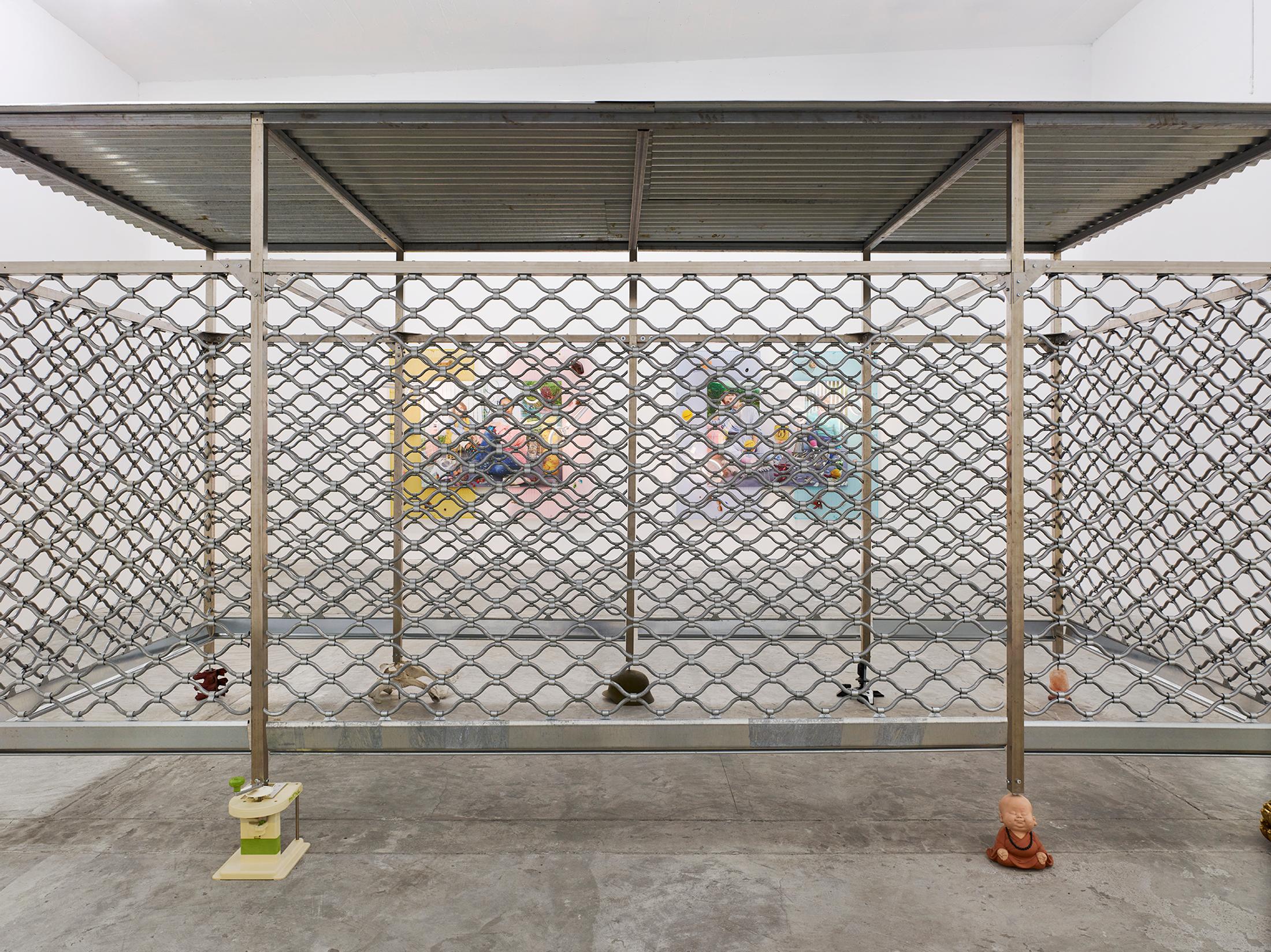Exhibition View Solo Show «Emmanuelle Lainé» at CIRCUIT, Lausanne, 2024 / Photo: David Gagnebin-de Bons / Courtesy: The artist and CIRCUIT, Centre d'art contemporain