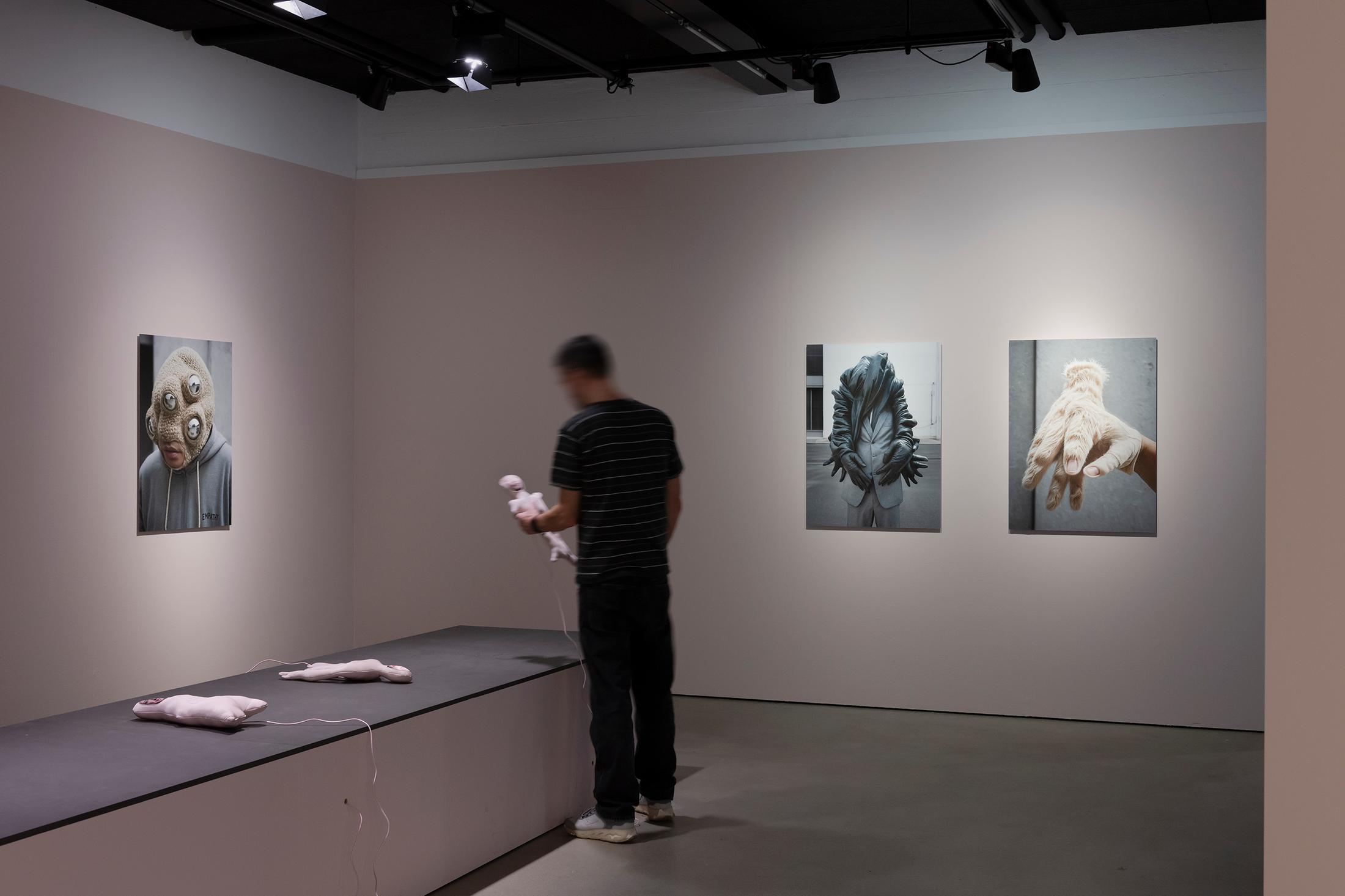 Exhibition View Group Show «Esther Hunziker, Stefan Karrer and Alfatih» at HEK (House of Electronic Arts), Basel, 2025 / Photo: Franz Wamhof / Courtesy: the artists and Schweizer Medienkunst – Pax Art Awards 2024