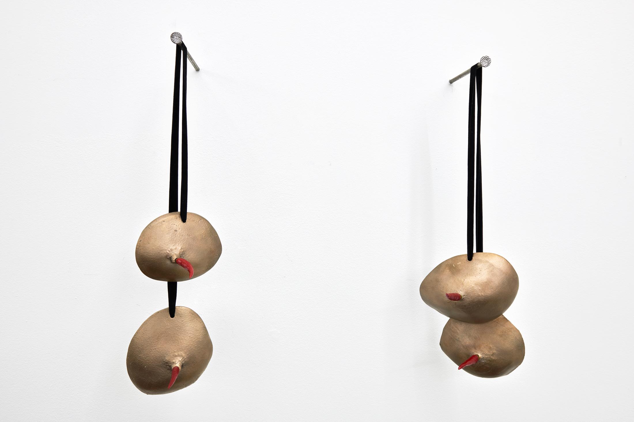 Exhibition View Solo Show Fattucchiere «Cuore mangiato, guscio di fiore» at Kulturfolger, Zurich, 2023-2024 / Photo: Anna Maysuk / Courtesy: the artists and Kulturfolger