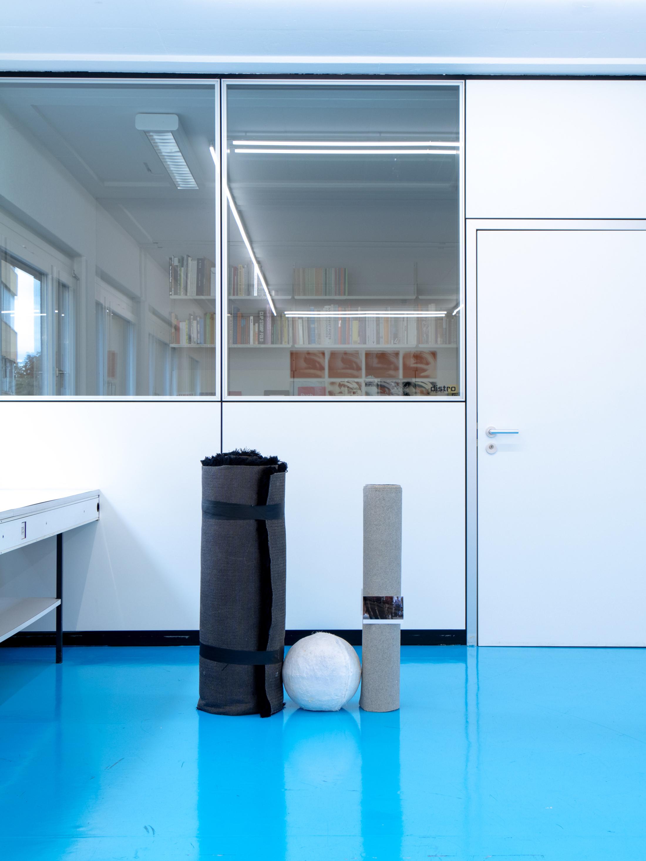 Gilles Jacot and Chantal Kaufmann at Stretcher, Duo Show, September 14 until October 19, 2024 – Contemporary Art Switzerland • Swiss Art Exhibition Archive