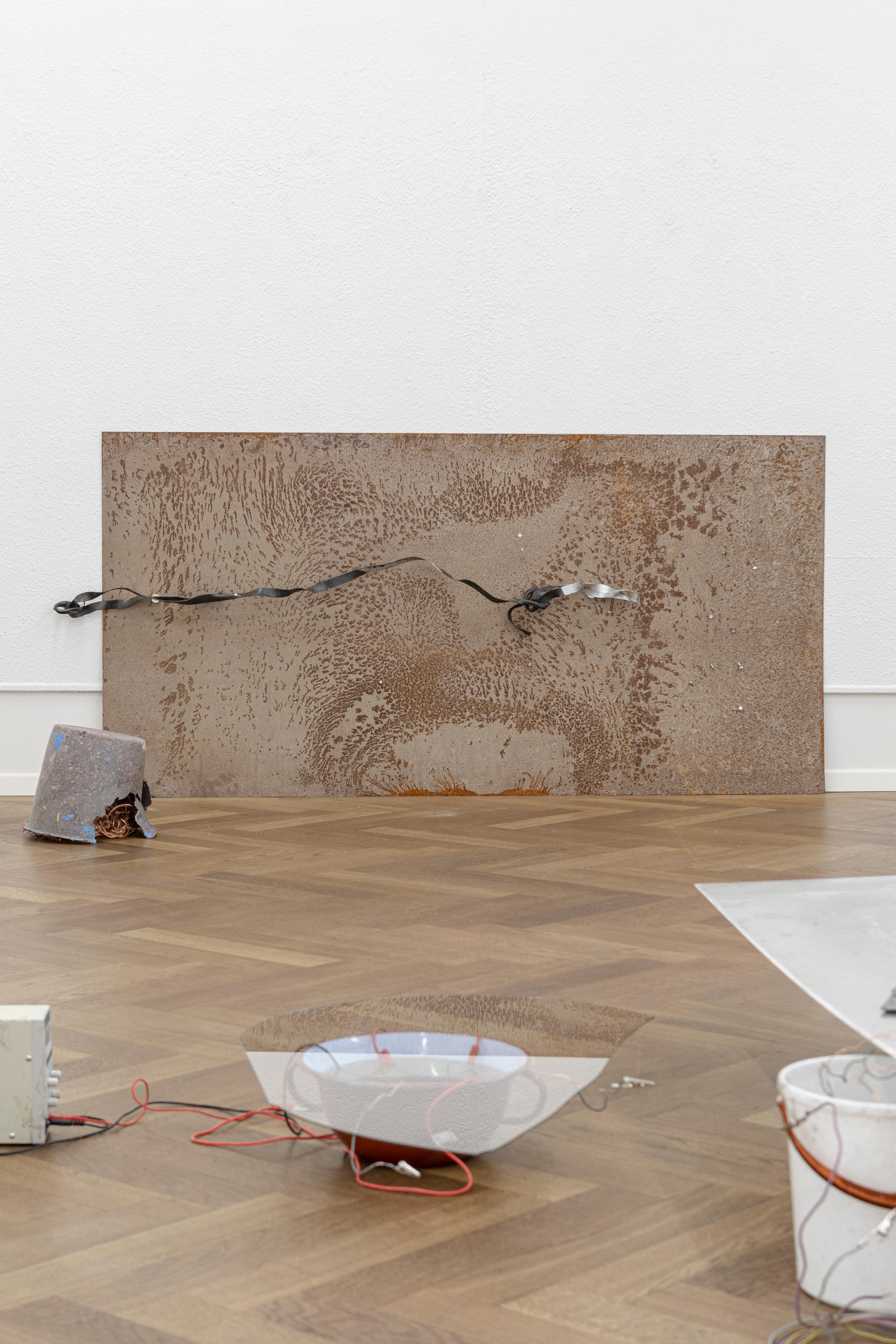 Exhibition View Solo Show Julia Znoj «BASS MY TRESPASS ; view on ´twixt six and now, 2025, Steel, magnets, 200 x 100 x 10 cm» at Krone Couronne, Biel/Bienne, 2025 / Photo: Michal Schorro / Courtesy: the artist and Krone Couronne