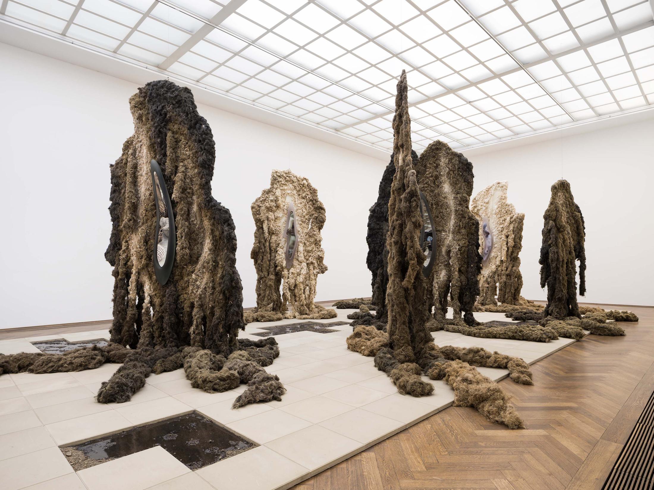 Exhibition View Solo Show Klára Hosnedlová «GROWTH» at Kunsthalle Basel, Basel, 2024 / Photo: Zdeněk Porcal - Studio Flusser / Courtesy: The artist and Kunsthalle Basel