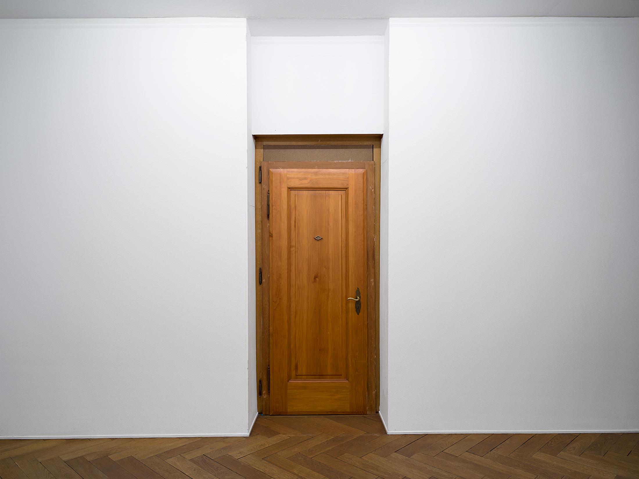 Exhibition View Solo Show Lou Masduraud «What Cracks?» at Kunsthaus Langenthal, Langenthal, 2024 / Photo: Cedric Mussano / Courtesy: The artist and Kunsthaus Langenthal