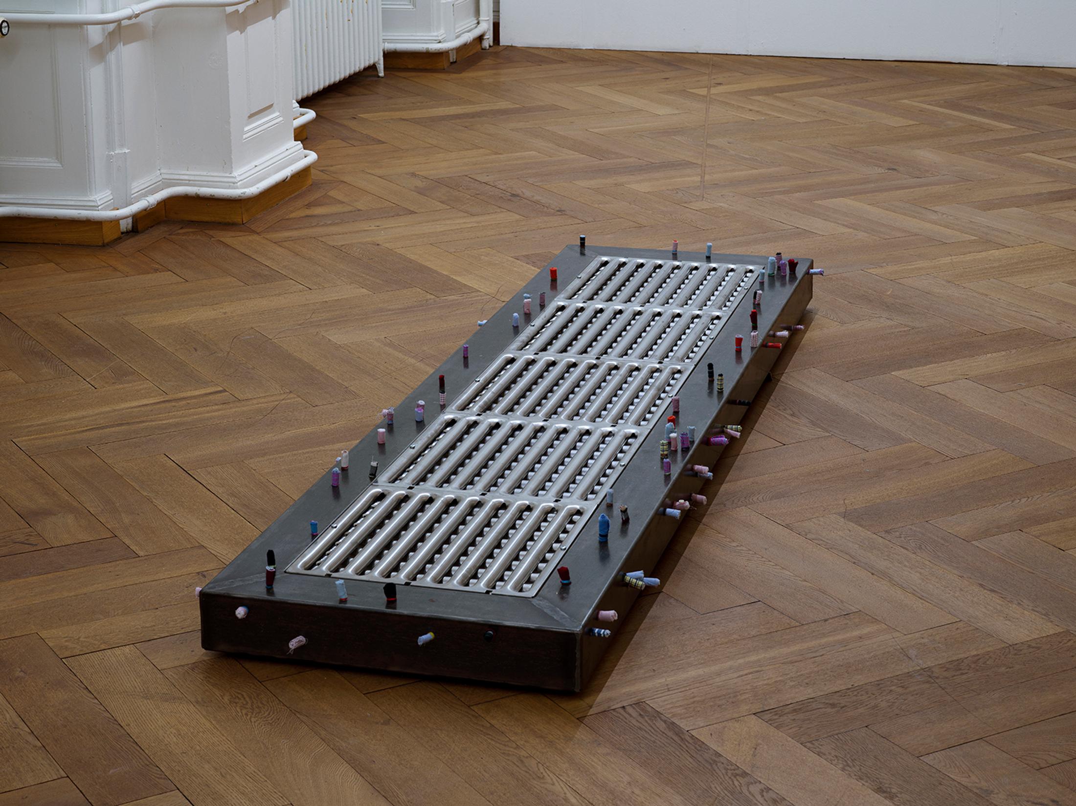 Exhibition View Solo Show Lou Masduraud «What Cracks?; view on Lou Masduraud, Impersonal Effect, 2024» at Kunsthaus Langenthal, Langenthal, 2024 / Photo: Cedric Mussano / Courtesy: The artist and Kunsthaus Langenthal