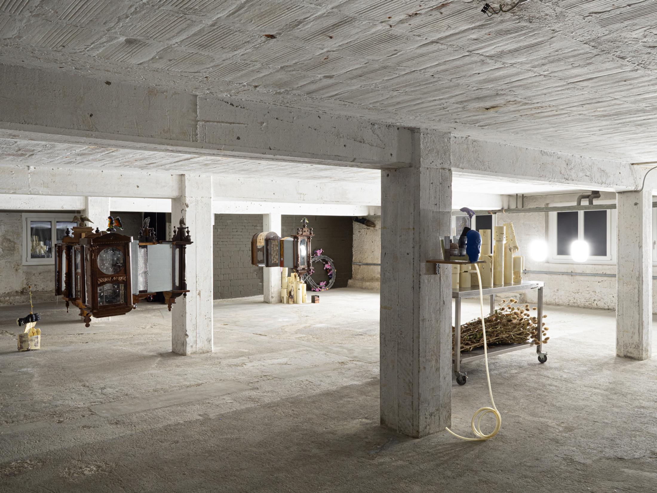 Exhibition View Double Show Martin Andereggen «Self Storage» and Martin Spühler «Kosmos» at Kunstraum Kreuzlingen, Kreuzlingen, 2024-2025 / Photo: Martin Andereggen / Courtesy: the artists and Kunstraum Kreuzlingen