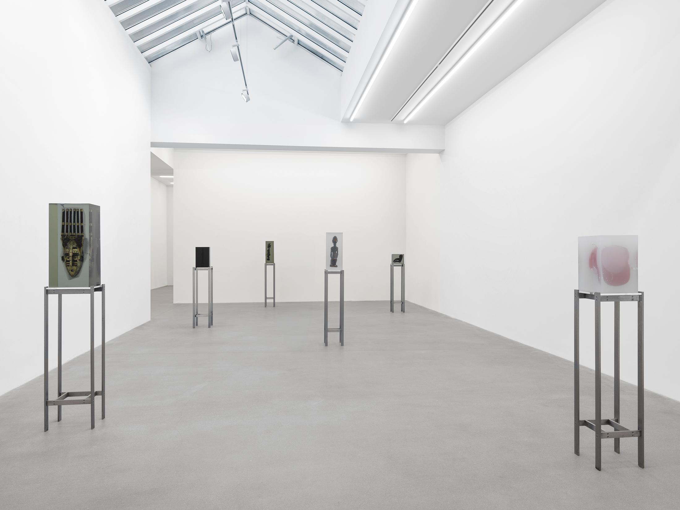 Exhibition View Solo Show Matthew Angelo Harrison «American Ghost» at Galerie Eva Presenhuber, Zurich, 2024 / Photo: Stefan Altenburger Photography / Courtesy: The artist and Galerie Eva Presenhuber