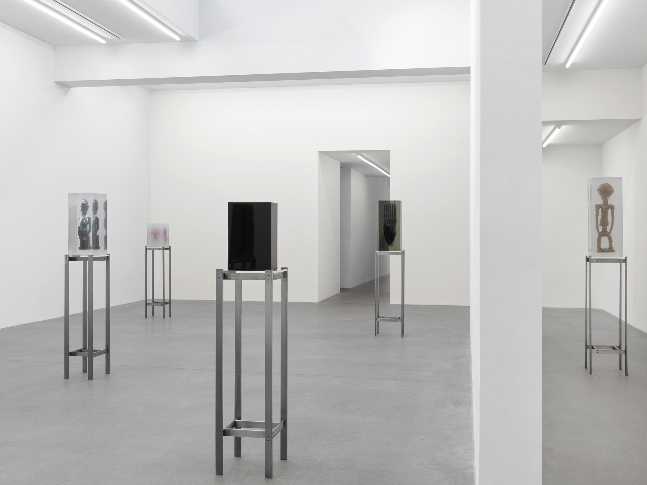 Exhibition View Solo Show Matthew Angelo Harrison «American Ghost» at Galerie Eva Presenhuber, Zurich, 2024 / Photo: Stefan Altenburger Photography / Courtesy: The artist and Galerie Eva Presenhuber