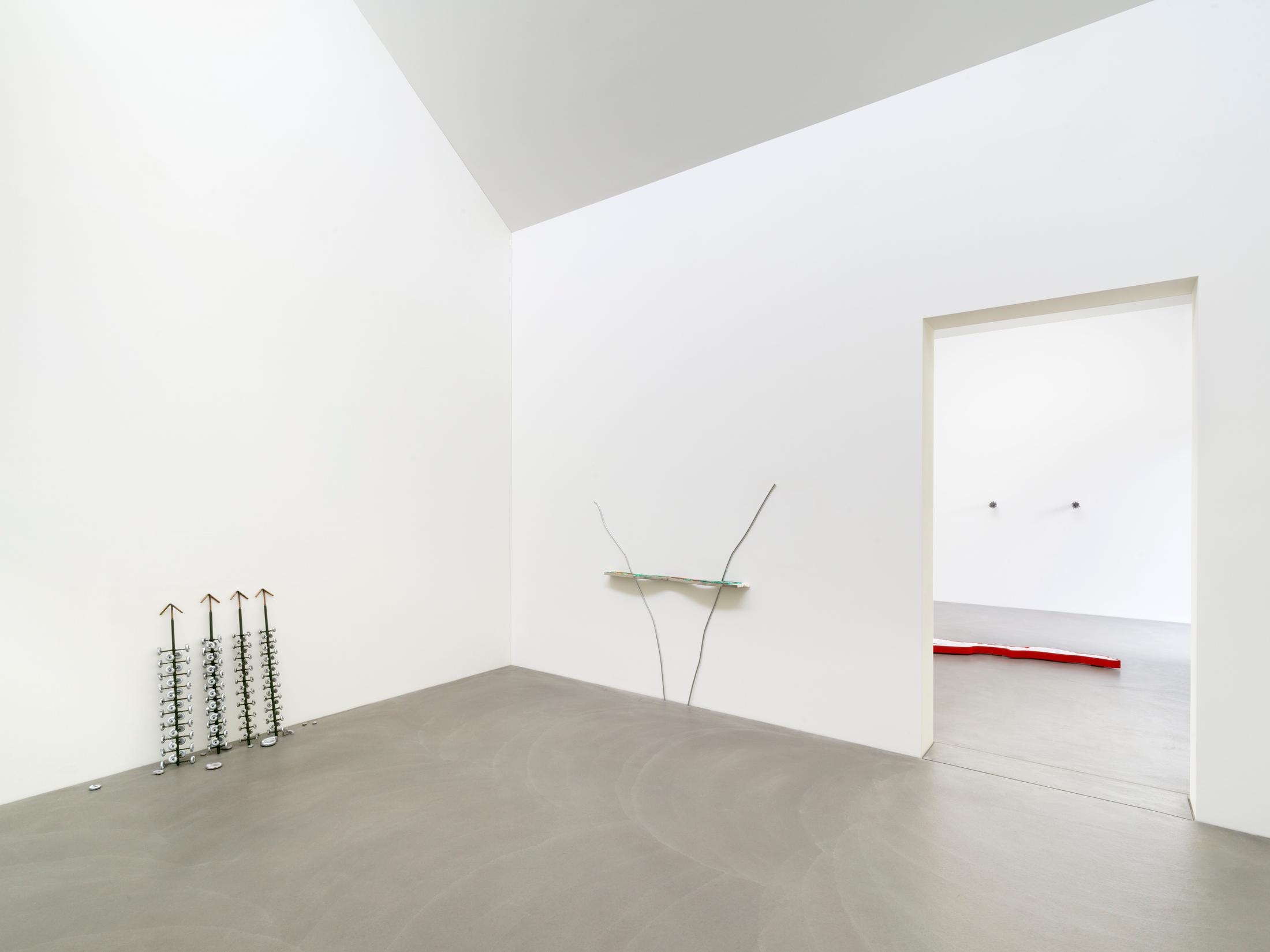 Exhibition View Alice Channer Solo Show «Heavy Metals / Silk Cut» at Kunstmuseum Kunsthalle Appenzell, Appenzell, 2023 / Photo: Roman März / Courtesy: the artist and Kunstmuseum Kunsthalle Appenzell