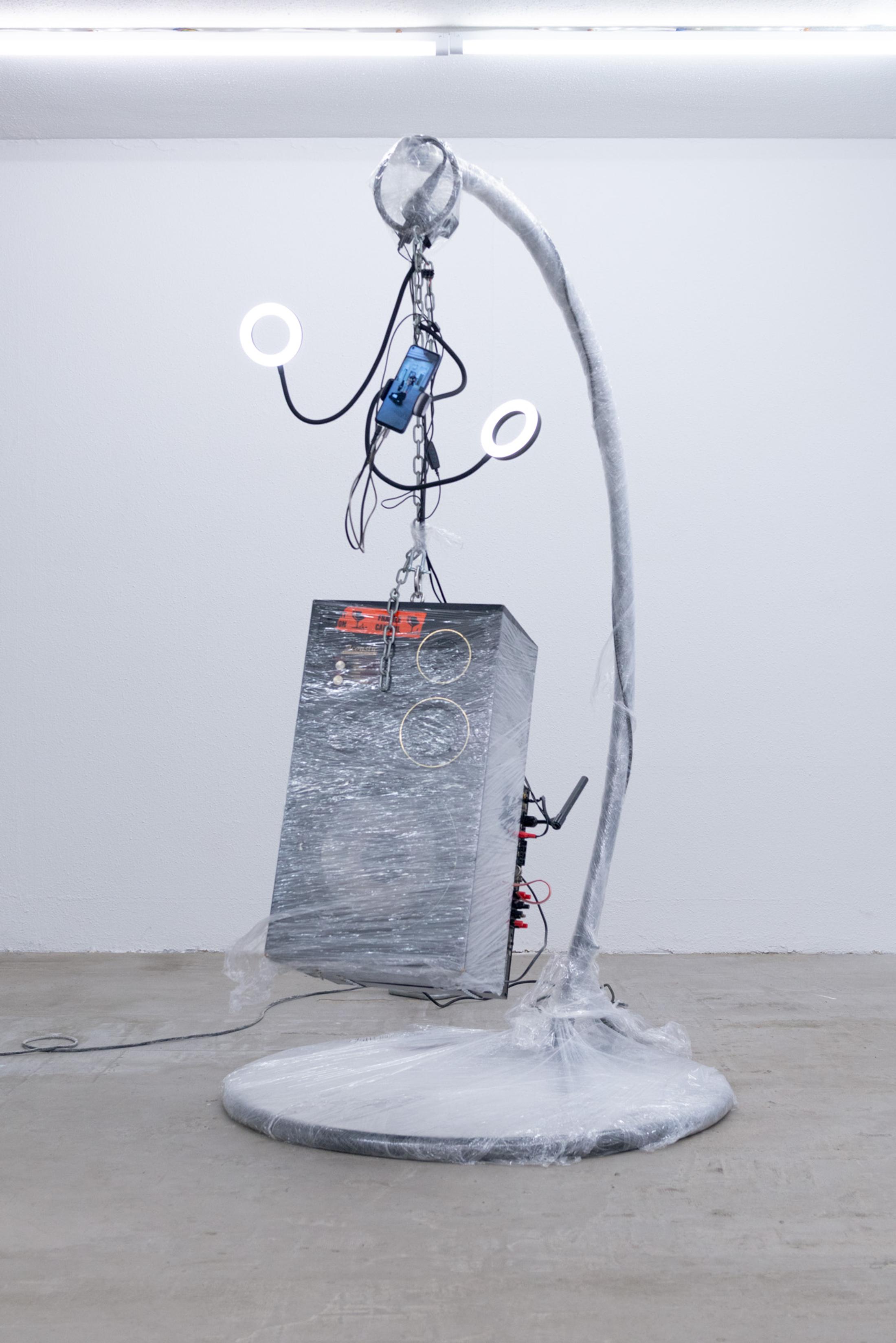 Exhibition View bleed Solo Show «numb» at Hamlet, Zurich, 2023-2024 / Photo: Wilf Speller / Courtesy: the artists and Hamlet